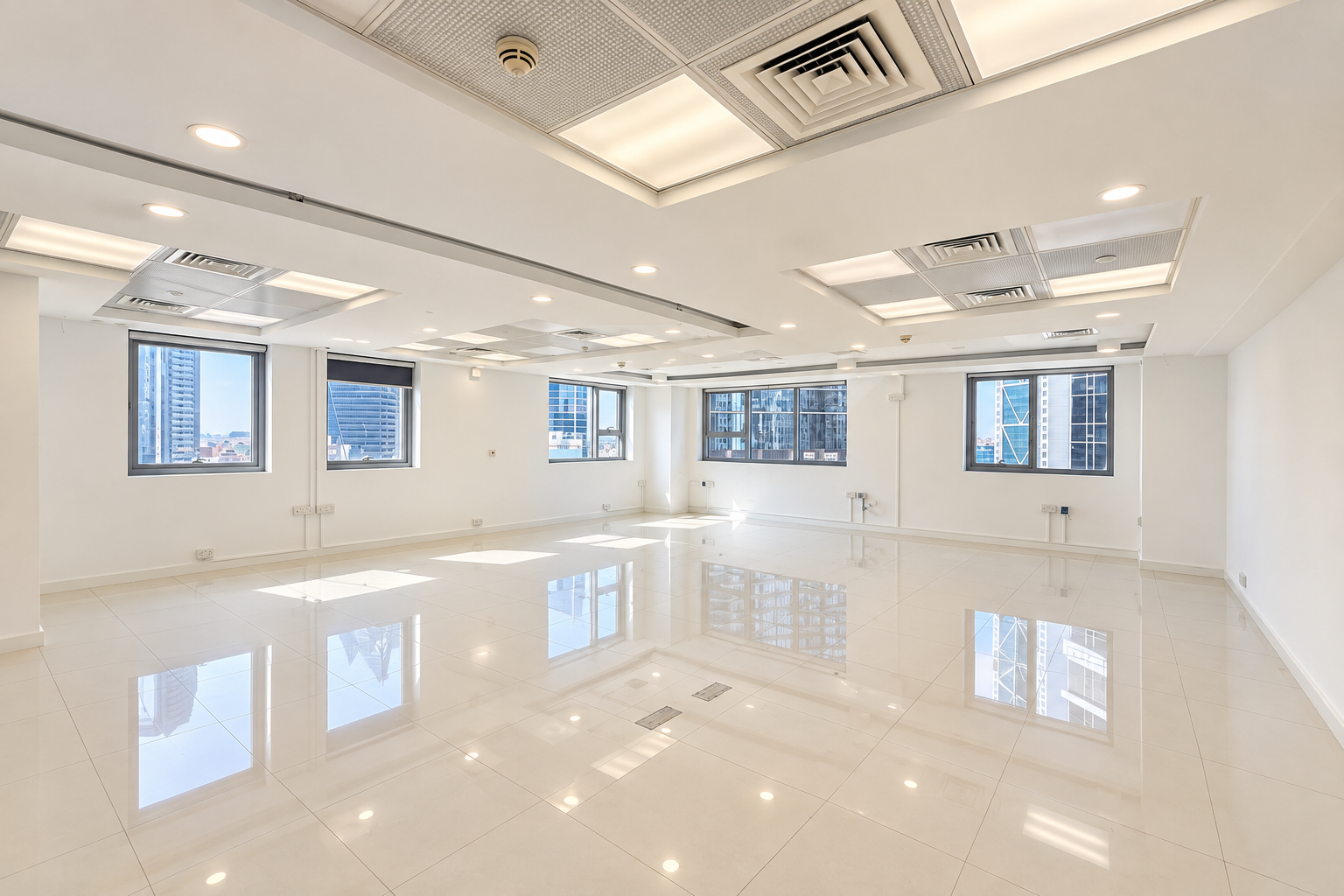 Prime Location | Vastu Unit | 4 Parking