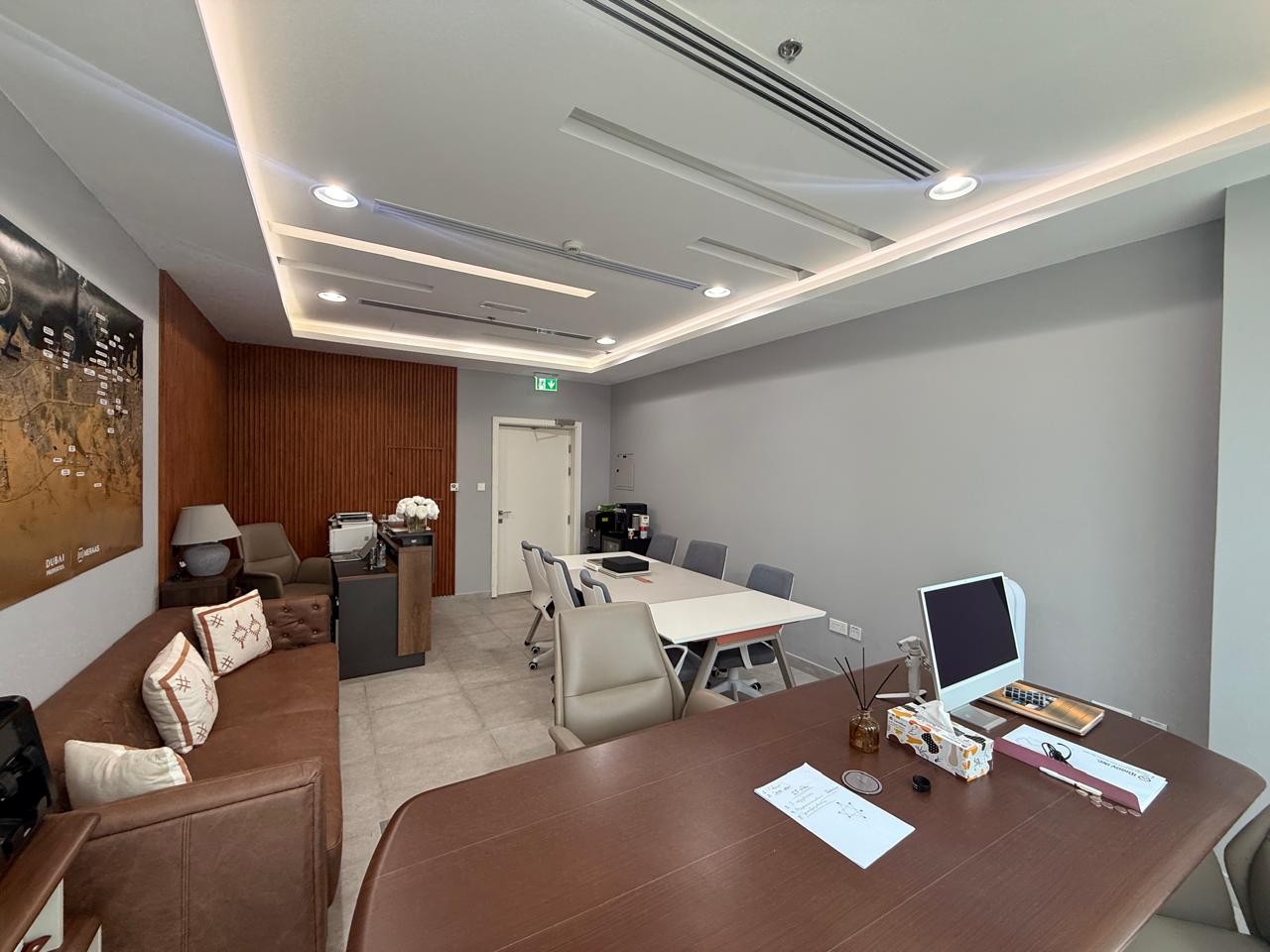 Prime Office | Mid Floor | Great Location