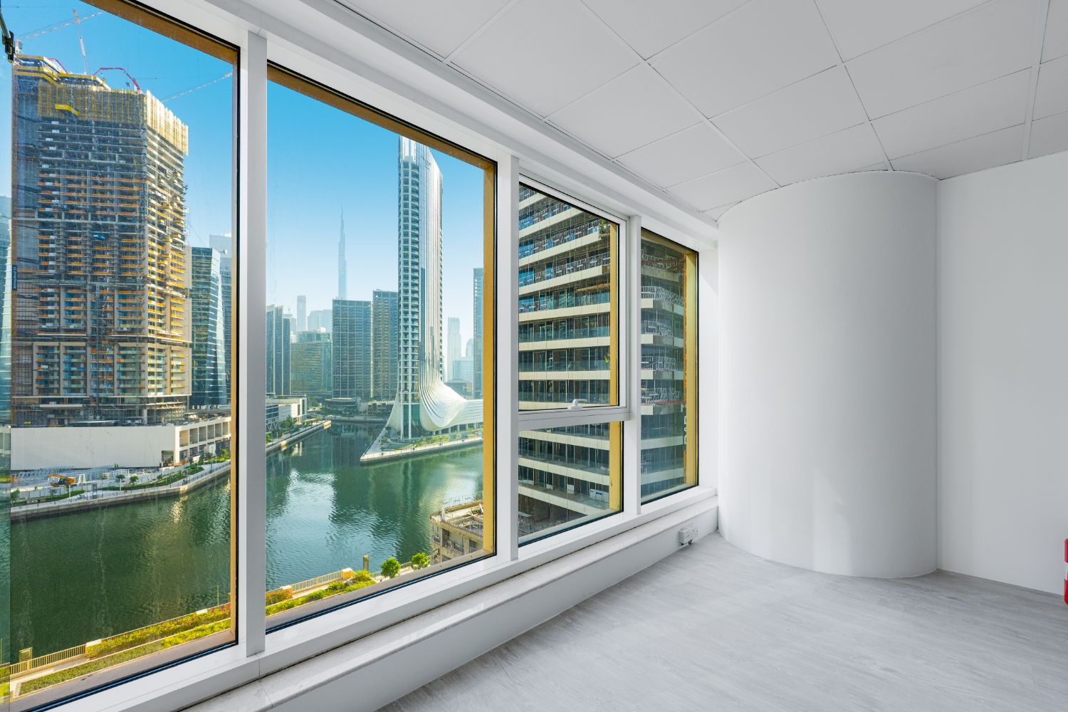 Office for rent in Churchill Executive Tower at 131,000 AED per year