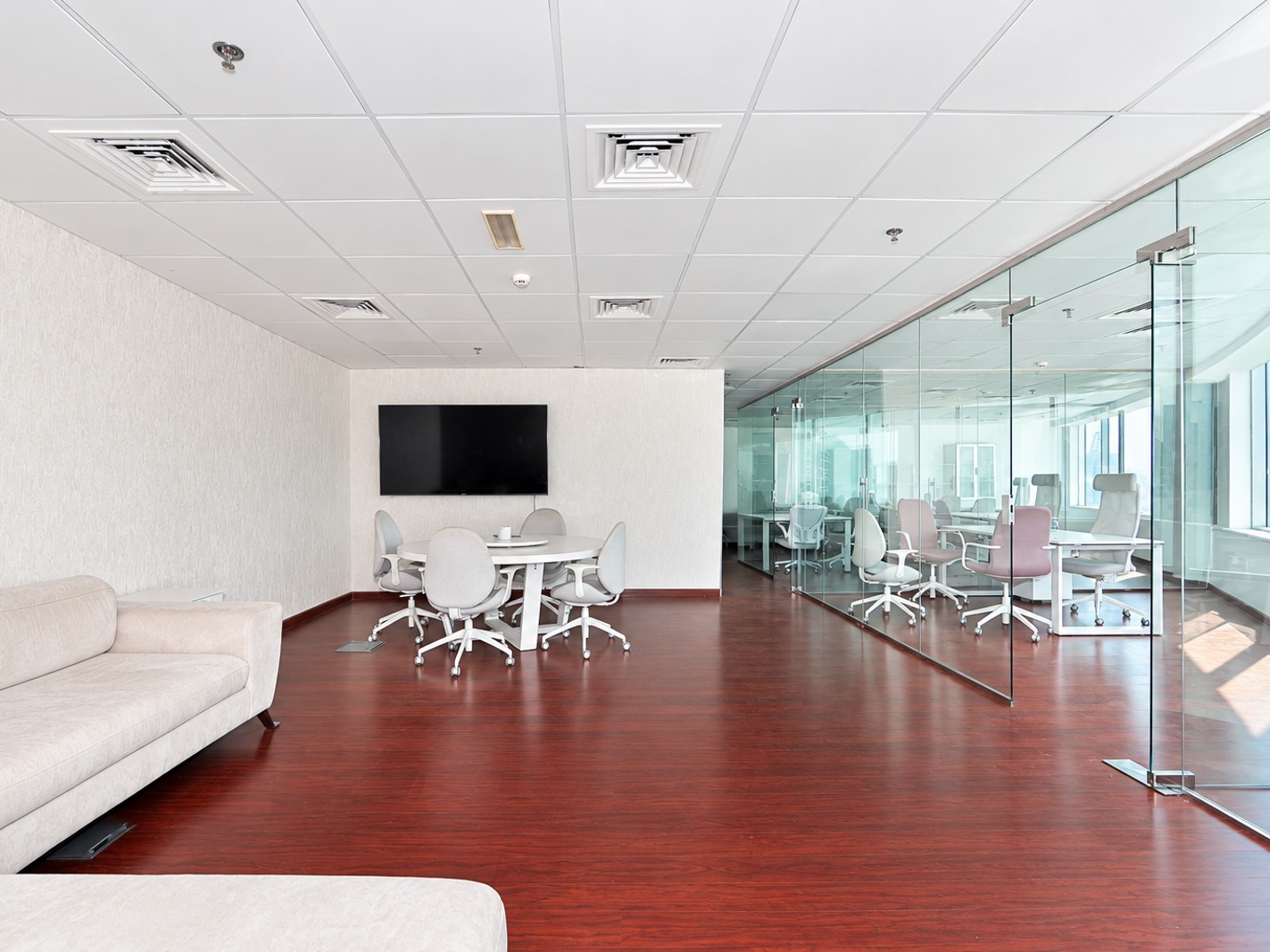 Fully Fitted | Vacant Now | High Floor | Nice View