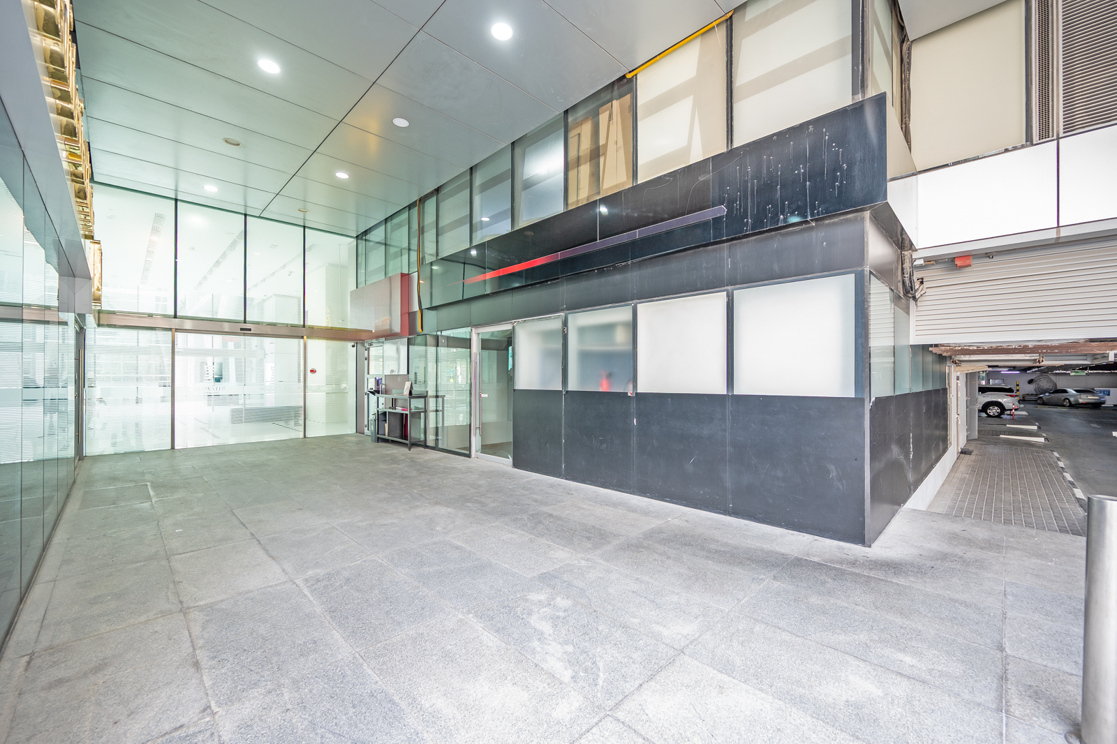 Ready kitchen | Fully Fitted | with Cold Storage