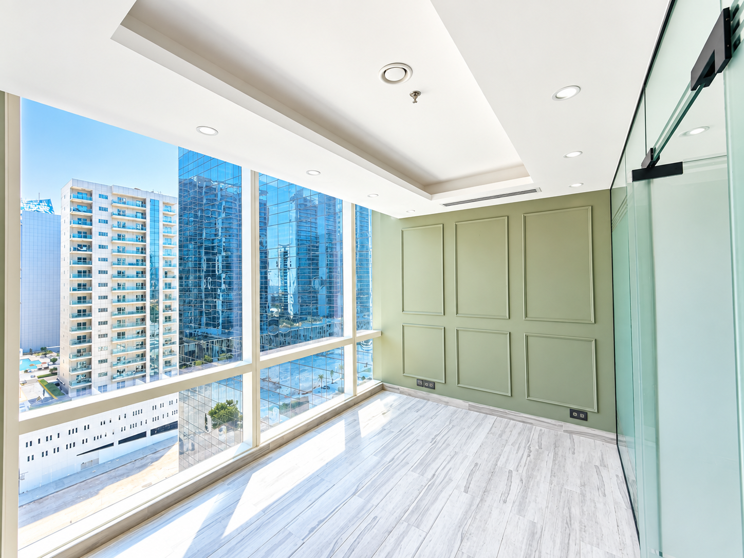 Nicely Fitted | Glass Partitions | Vacant