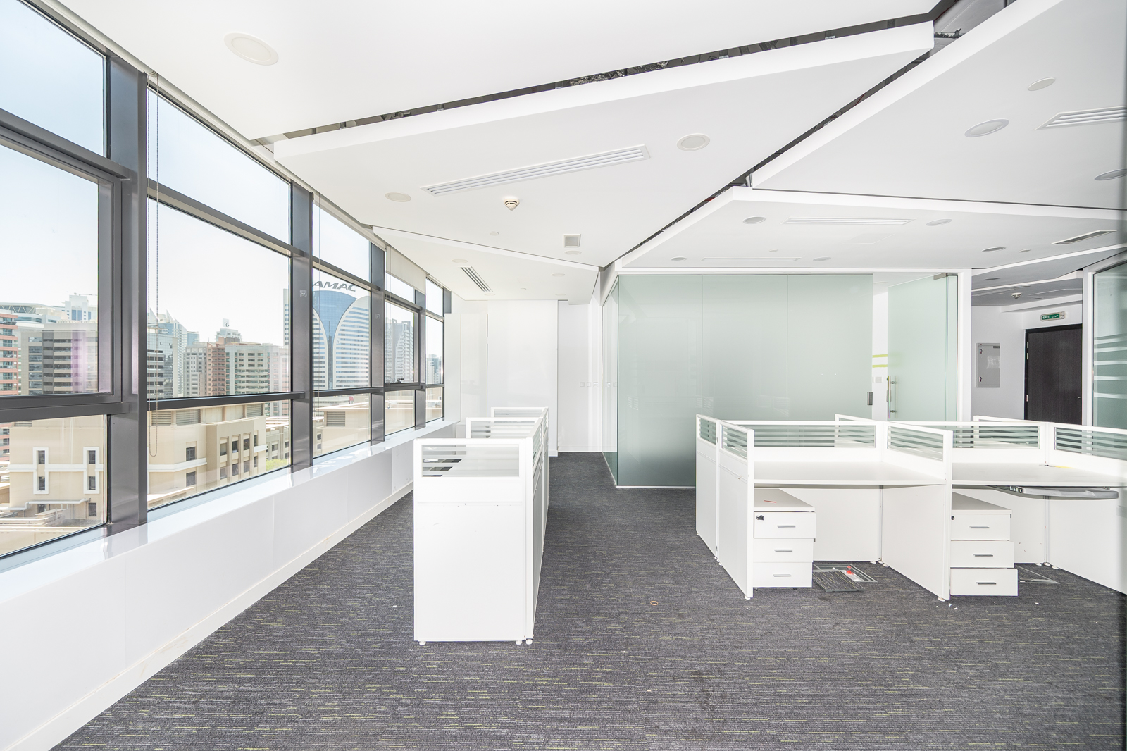 Office for rent in The Onyx Tower 2 at 320,000 AED per year