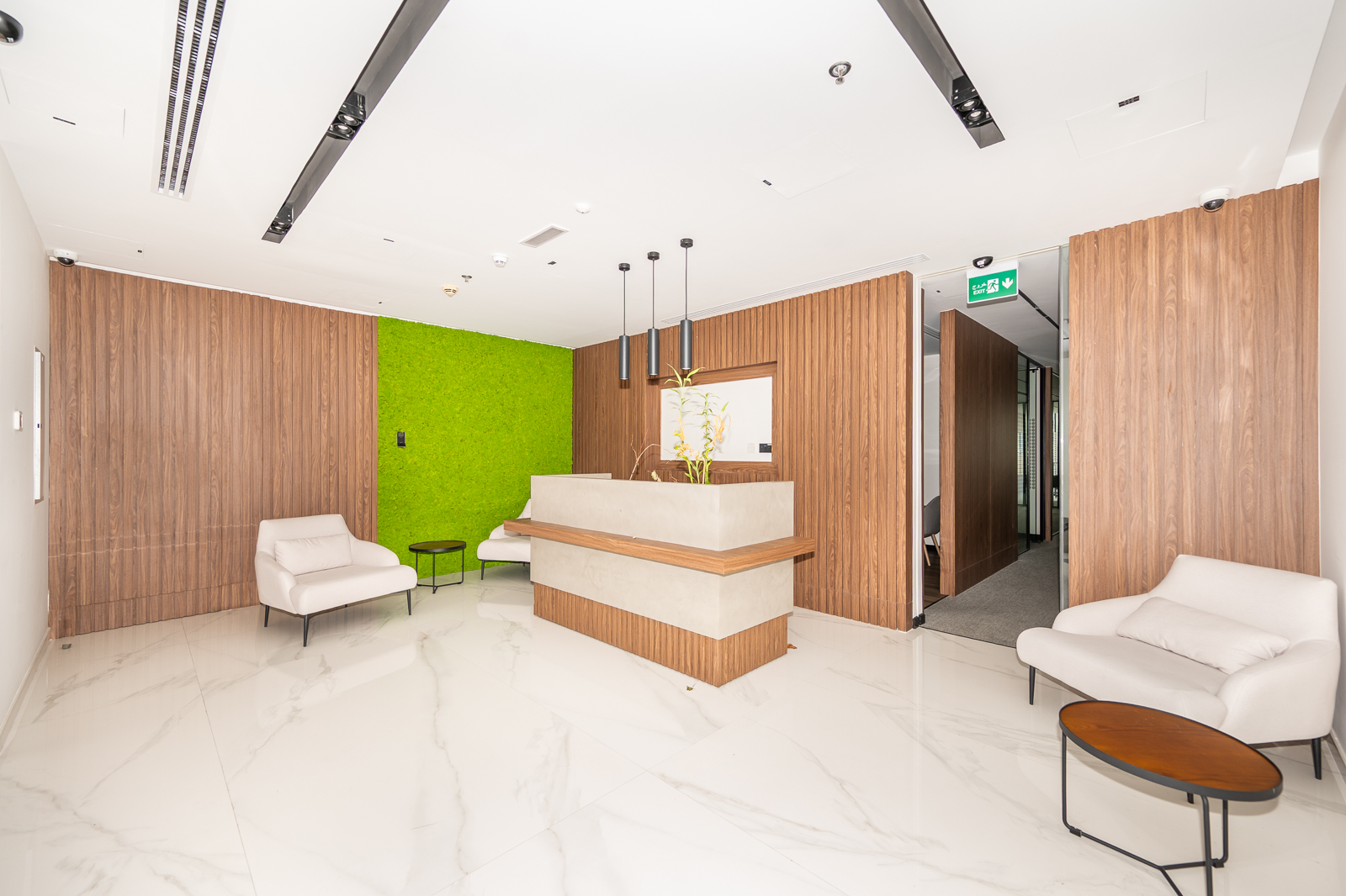 Office for rent in Marina Plaza at 26 AED per year