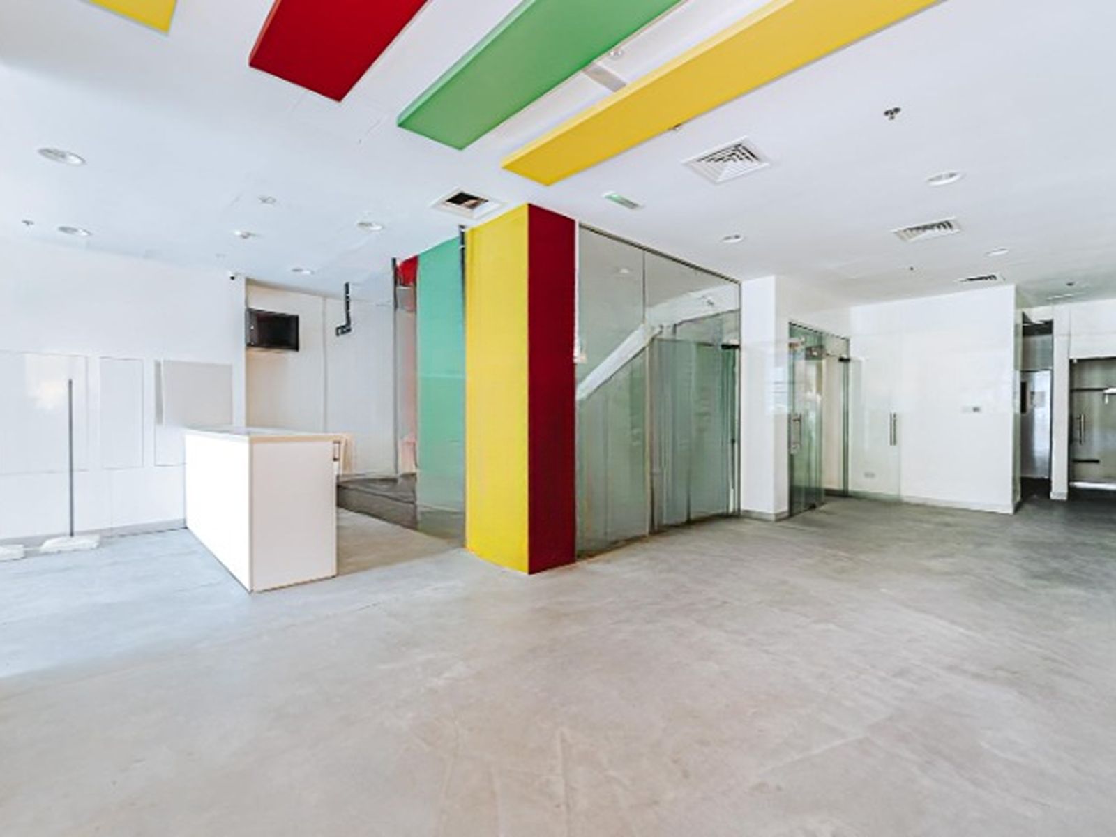 Retail with Terrace | F and B Approved | Marina