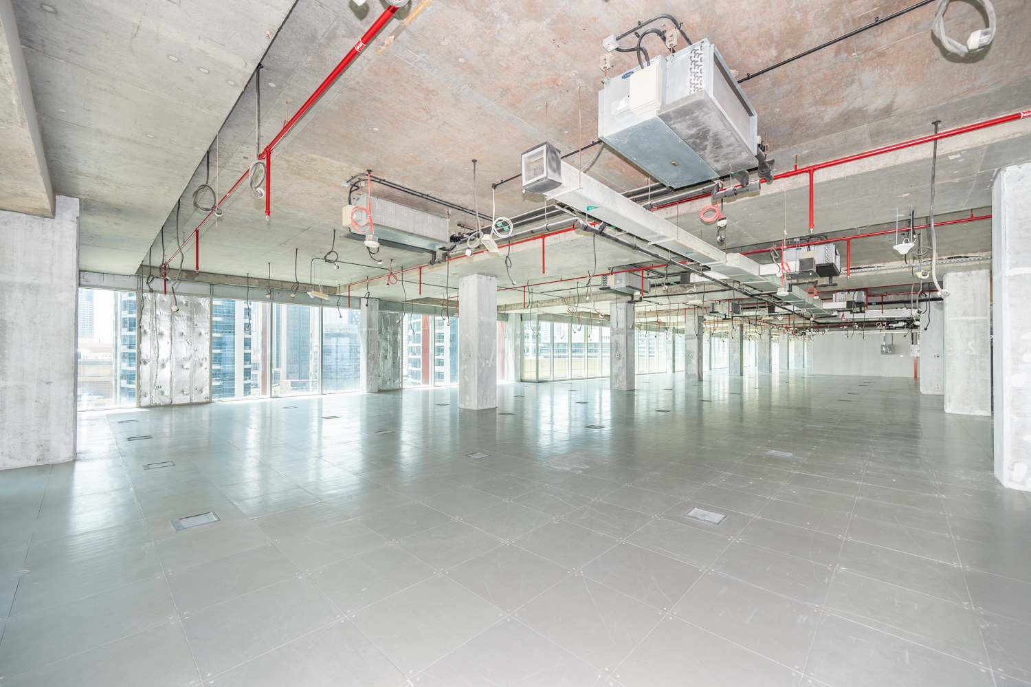 Vacant | Big Layout | Shell and Core