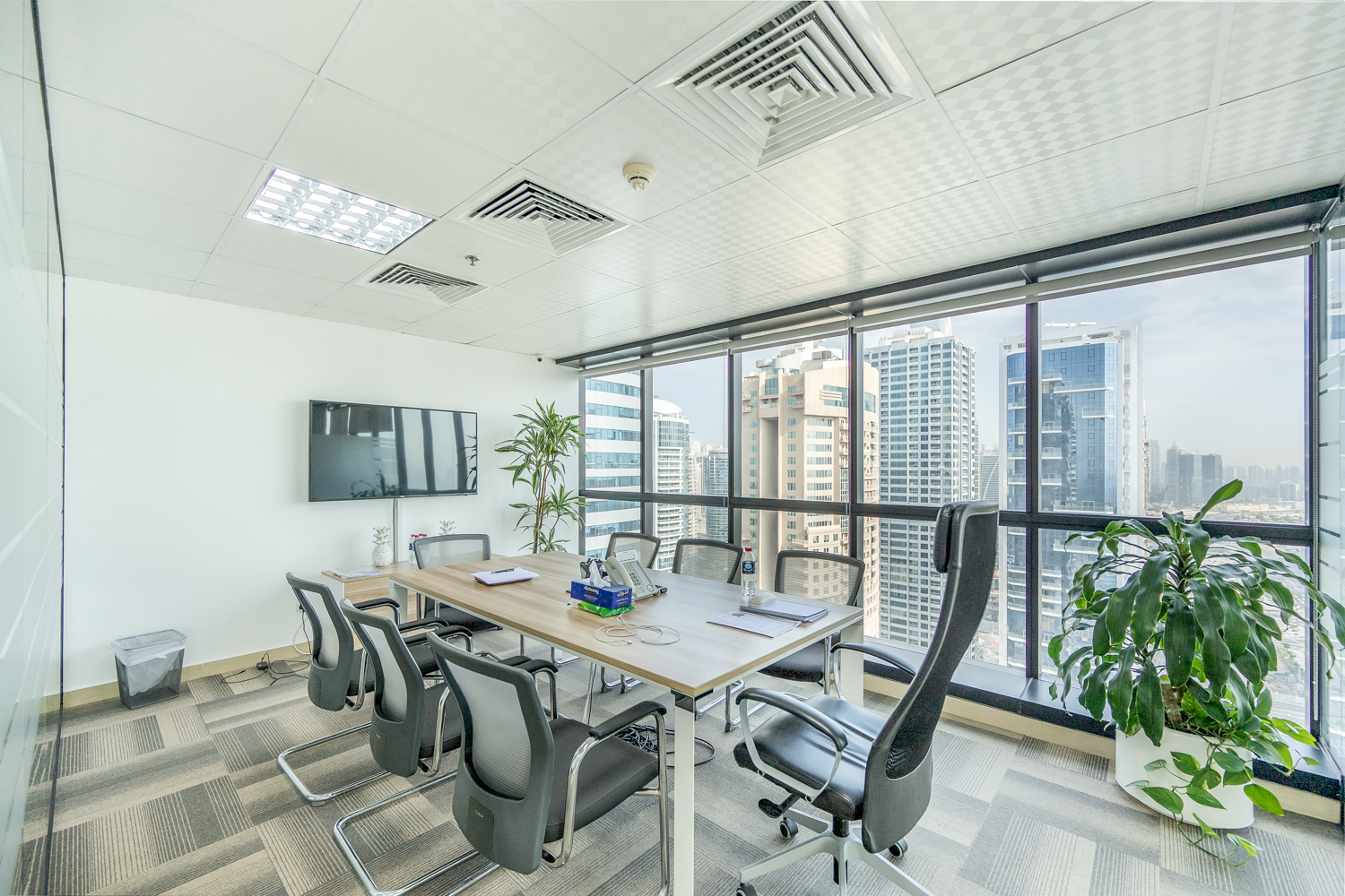 Furnished Unit | Best Corner Office | Uptown Views