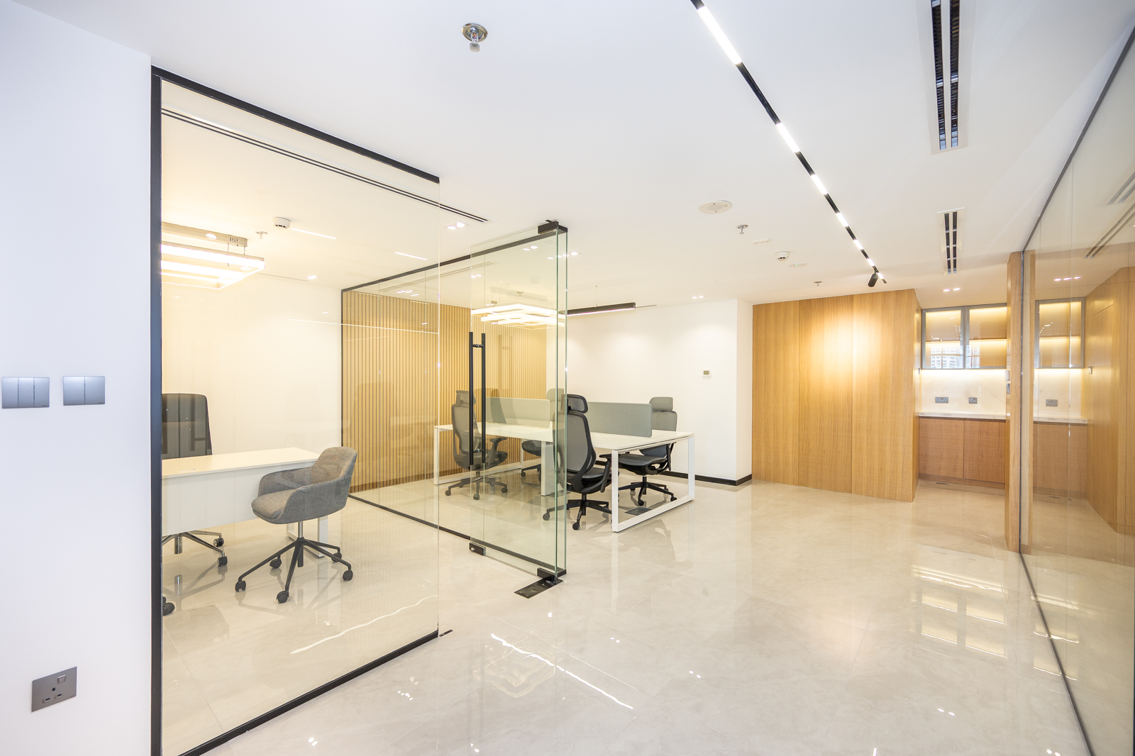 Elegantly Upgraded | Turnkey | Vacant | Investment