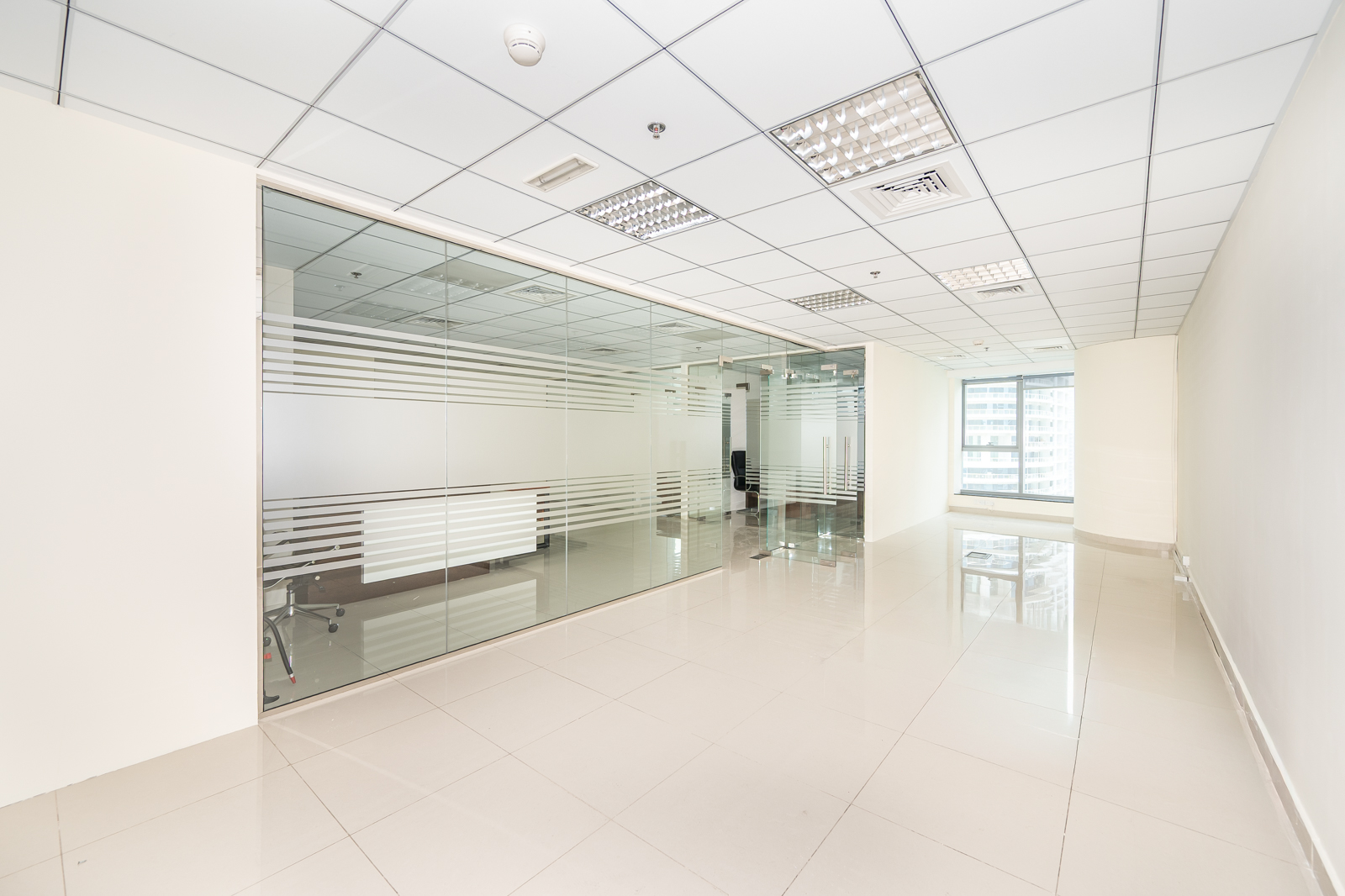 https://storage.engageplatform.ai/crc/properties/images/EP-0203500/PDRzWjAtDE60ekWPu9SLf4irHzgvd6nsQ8PrckkE.jpg