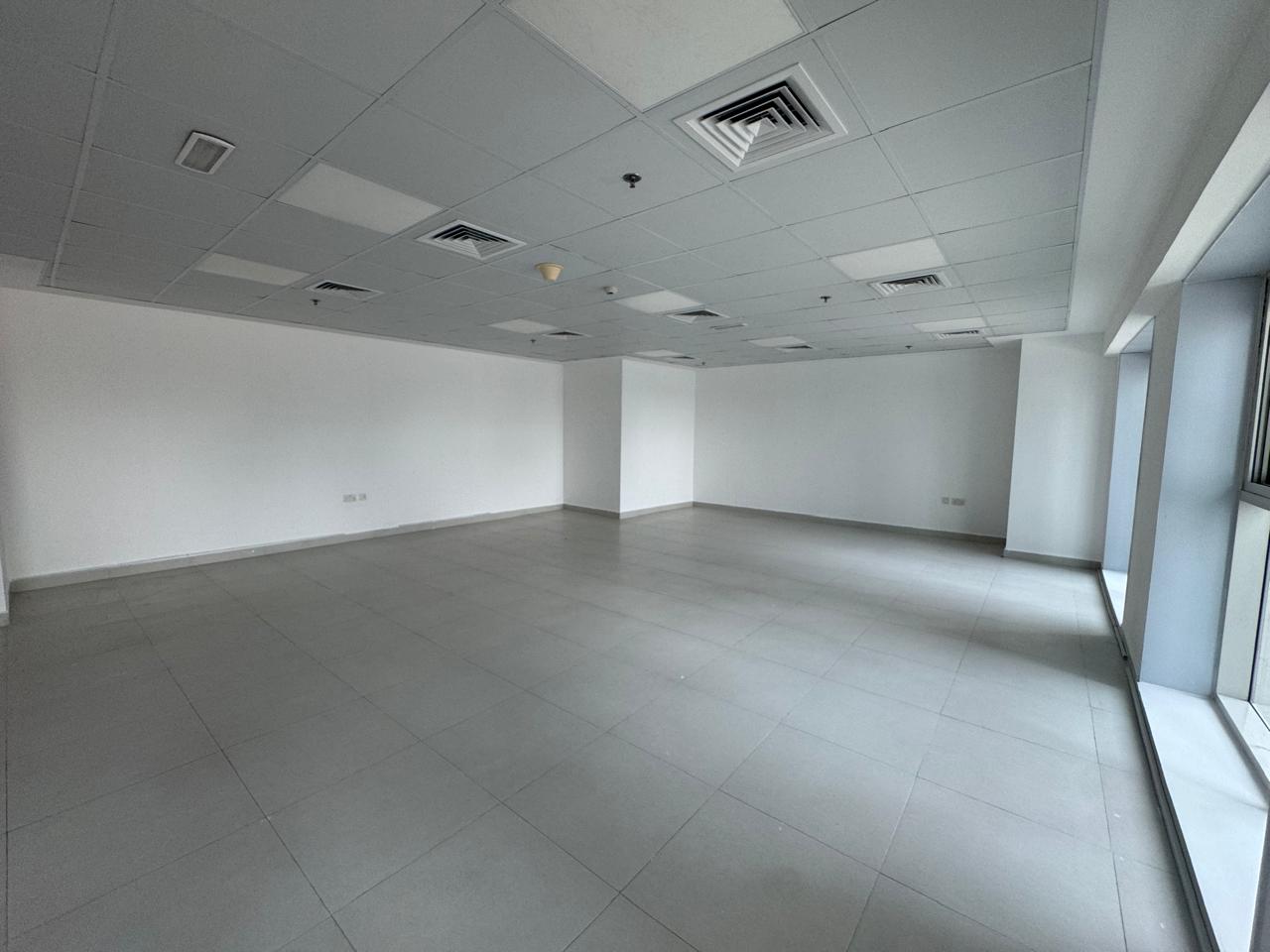 https://storage.engageplatform.ai/crc/properties/images/EP-0203677/QzPZalQvErgwiCdmkeKIwEMnKHtZYYrxndF5MRpz.jpg
