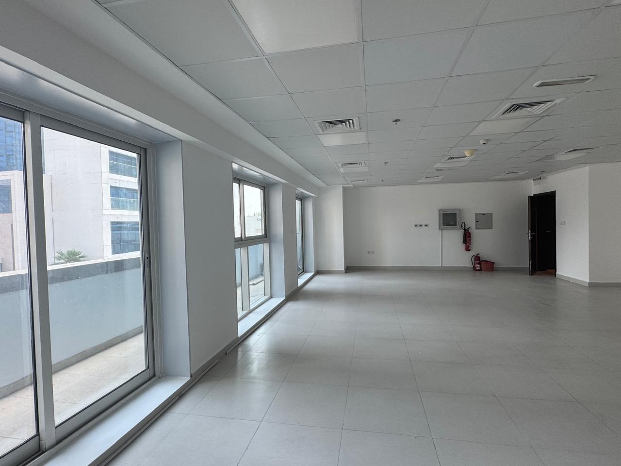 https://storage.engageplatform.ai/crc/properties/images/EP-0203677/ecv20RG0b0YN8EB9VgsiAMhiQpEdYOL2mdibvw8x.jpg