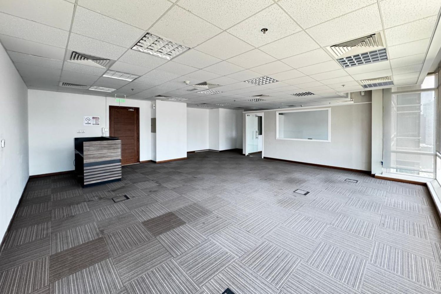High Floor | Lake View | Premium Furnished Office