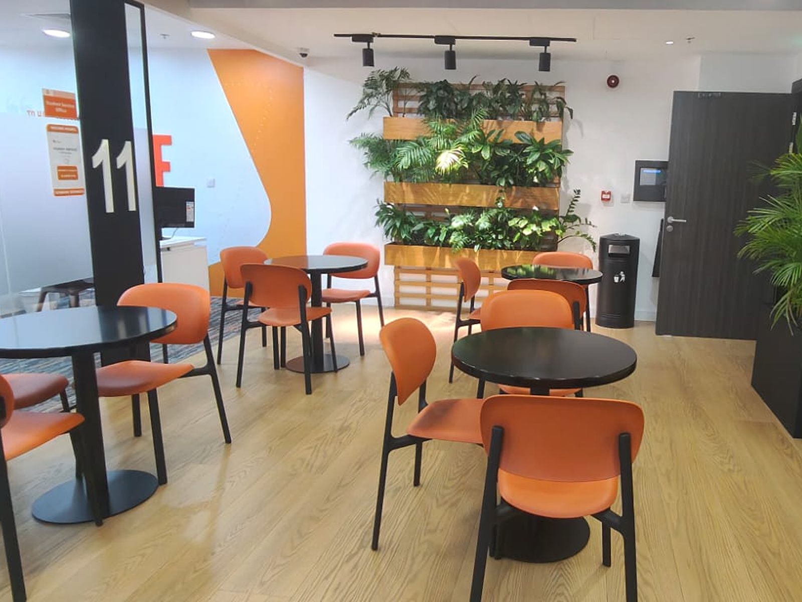 Fitted Office | Prime Location | Close To Metro