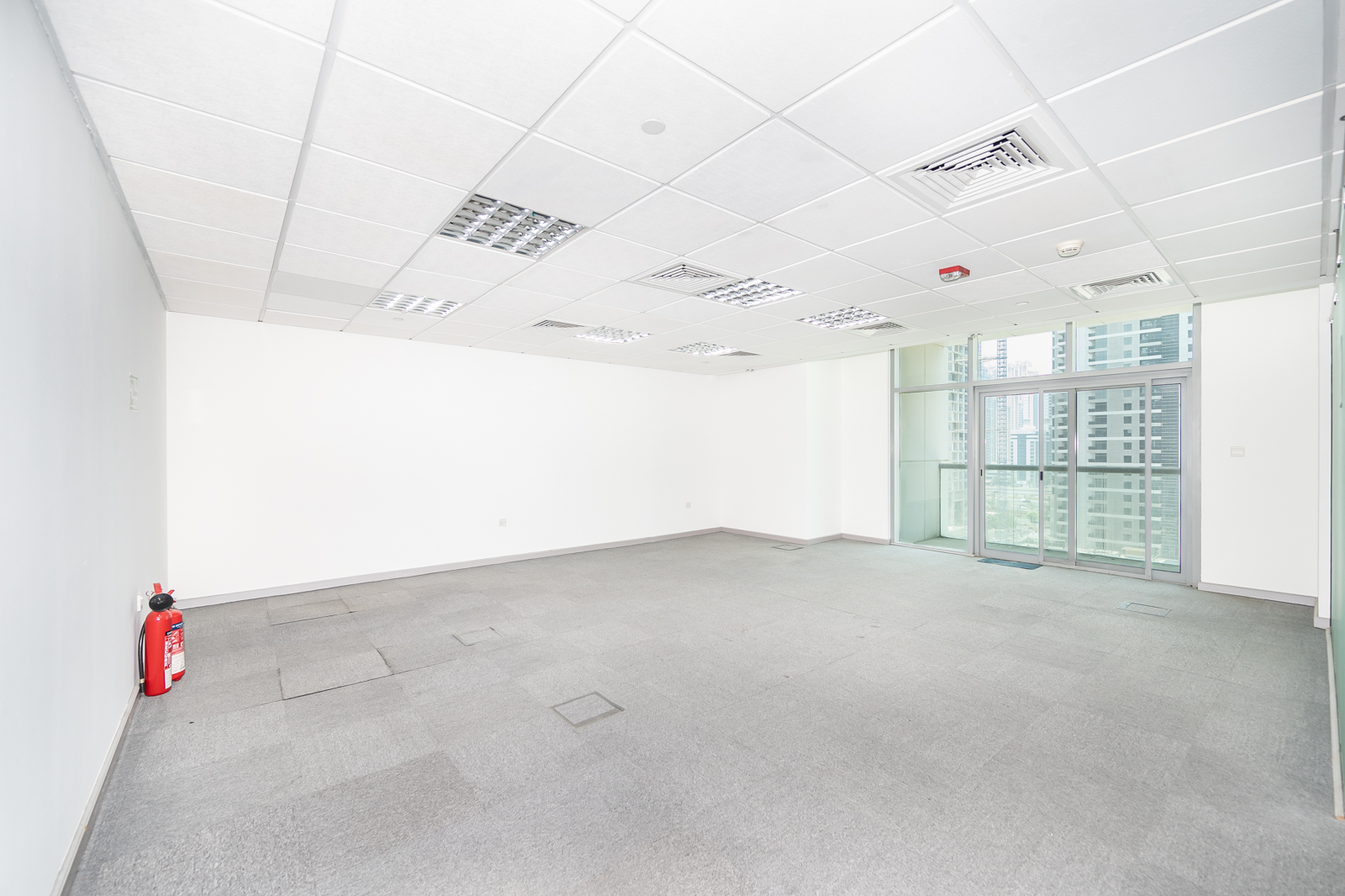 High Floor | Fitted | DMCC License