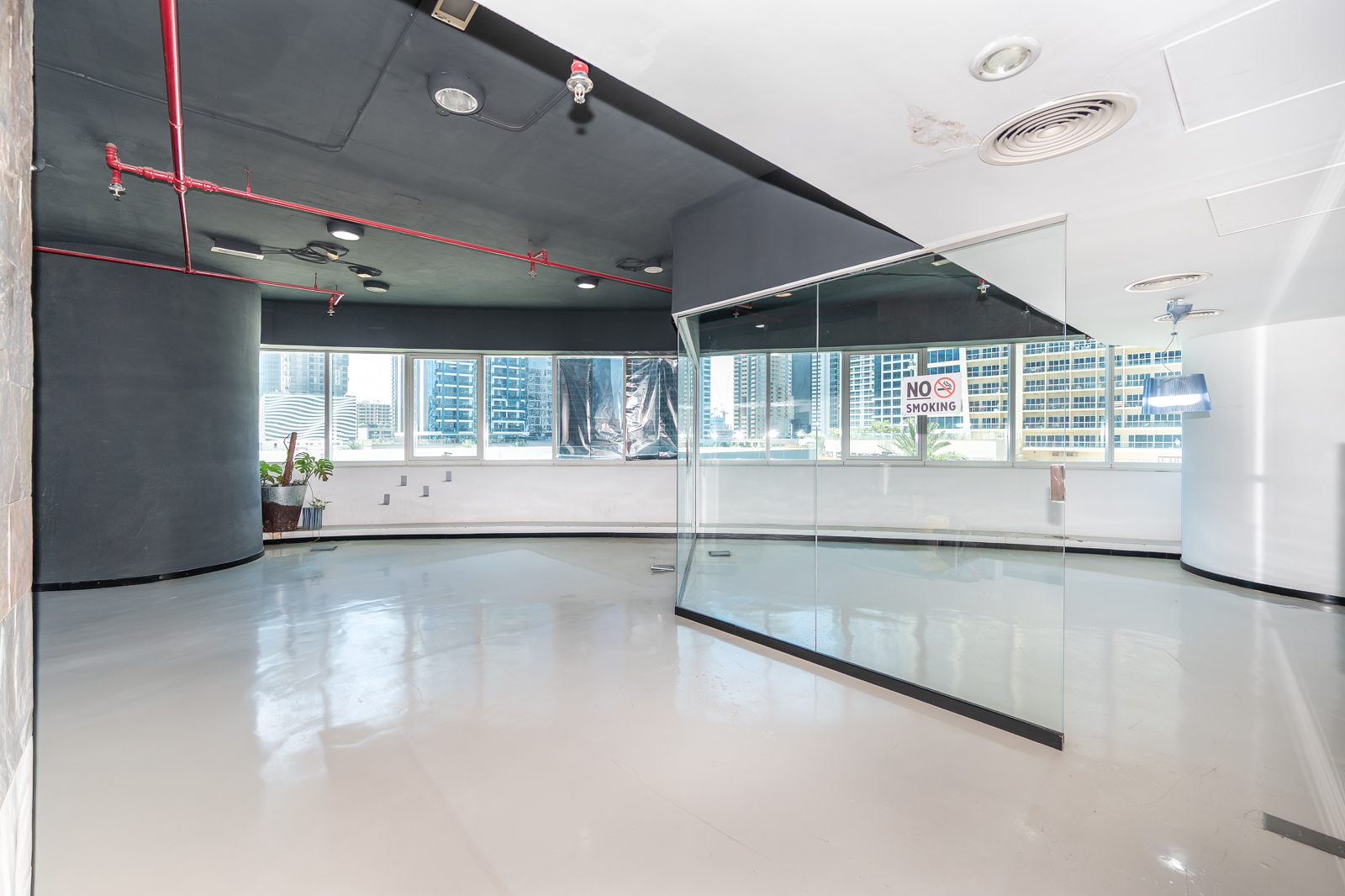 Office for rent in Fortune Tower at 120,000 AED per year