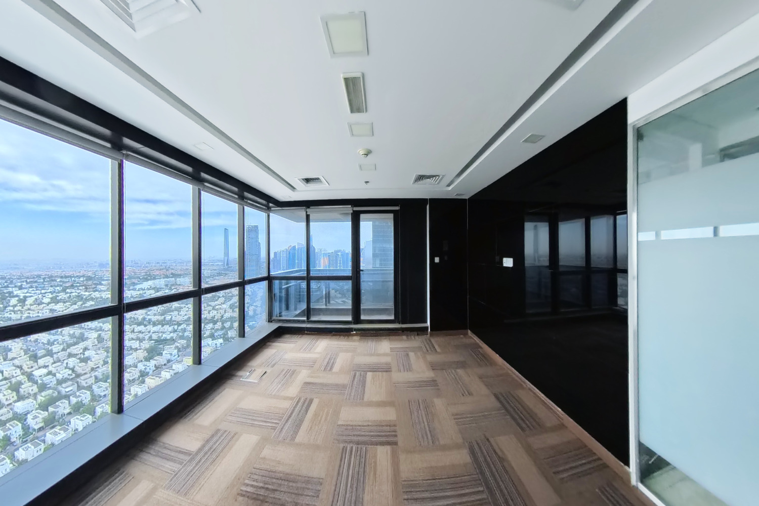 Grade A Fitted with Golf Course & SZR Views