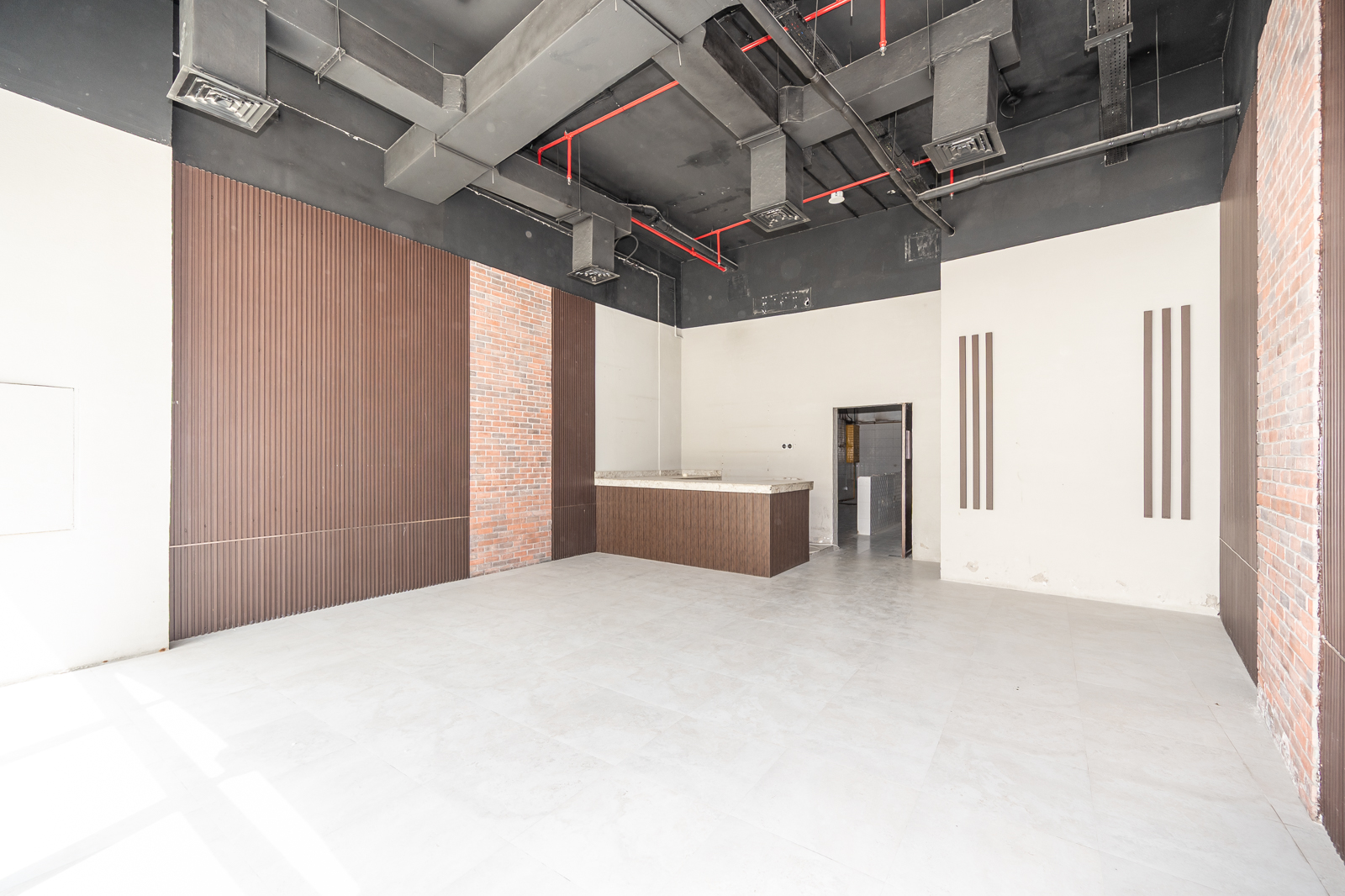 60 Kw | Vacant and Ready | Retail Space