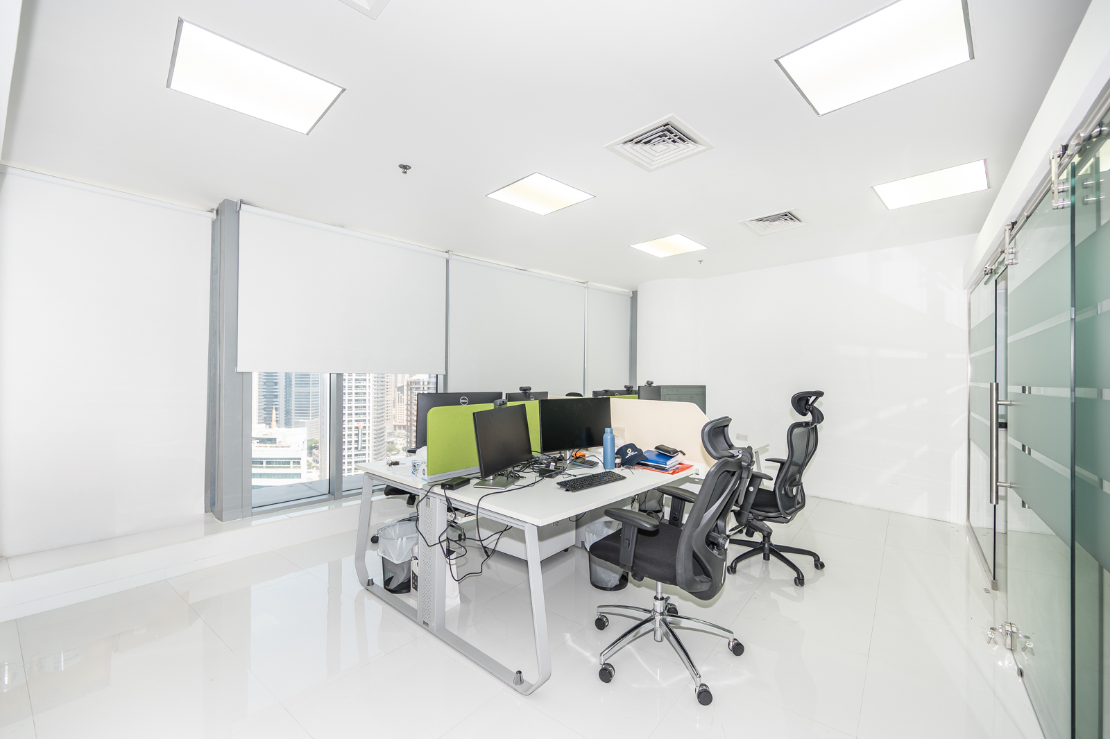 Office for rent in I Rise Tower at 205,400 AED per year