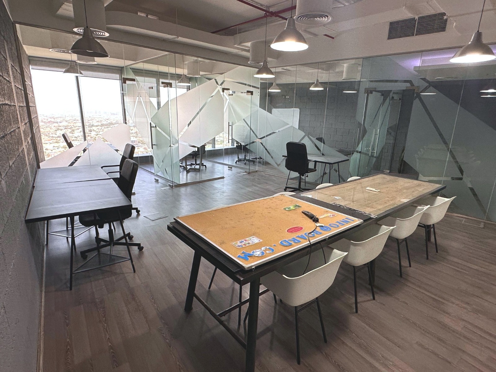 Office for rent in I Rise Tower at 210,000 AED per year