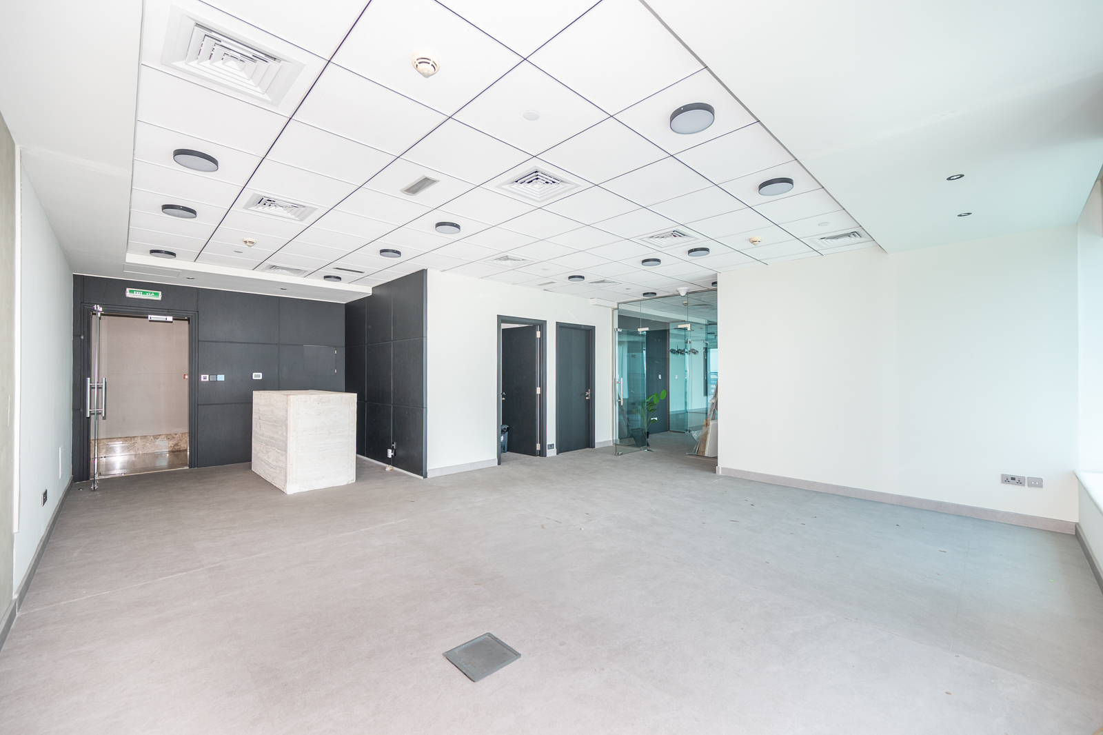 Fully Fitted Office | Chiller Free | DED License