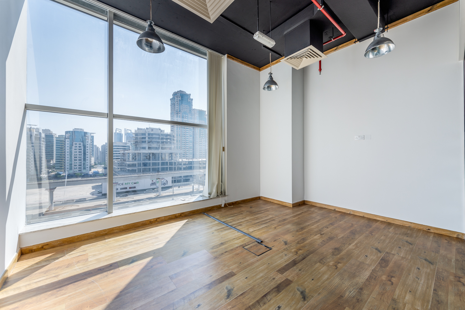 Fitted Office | Chiller Free | DED Mainland