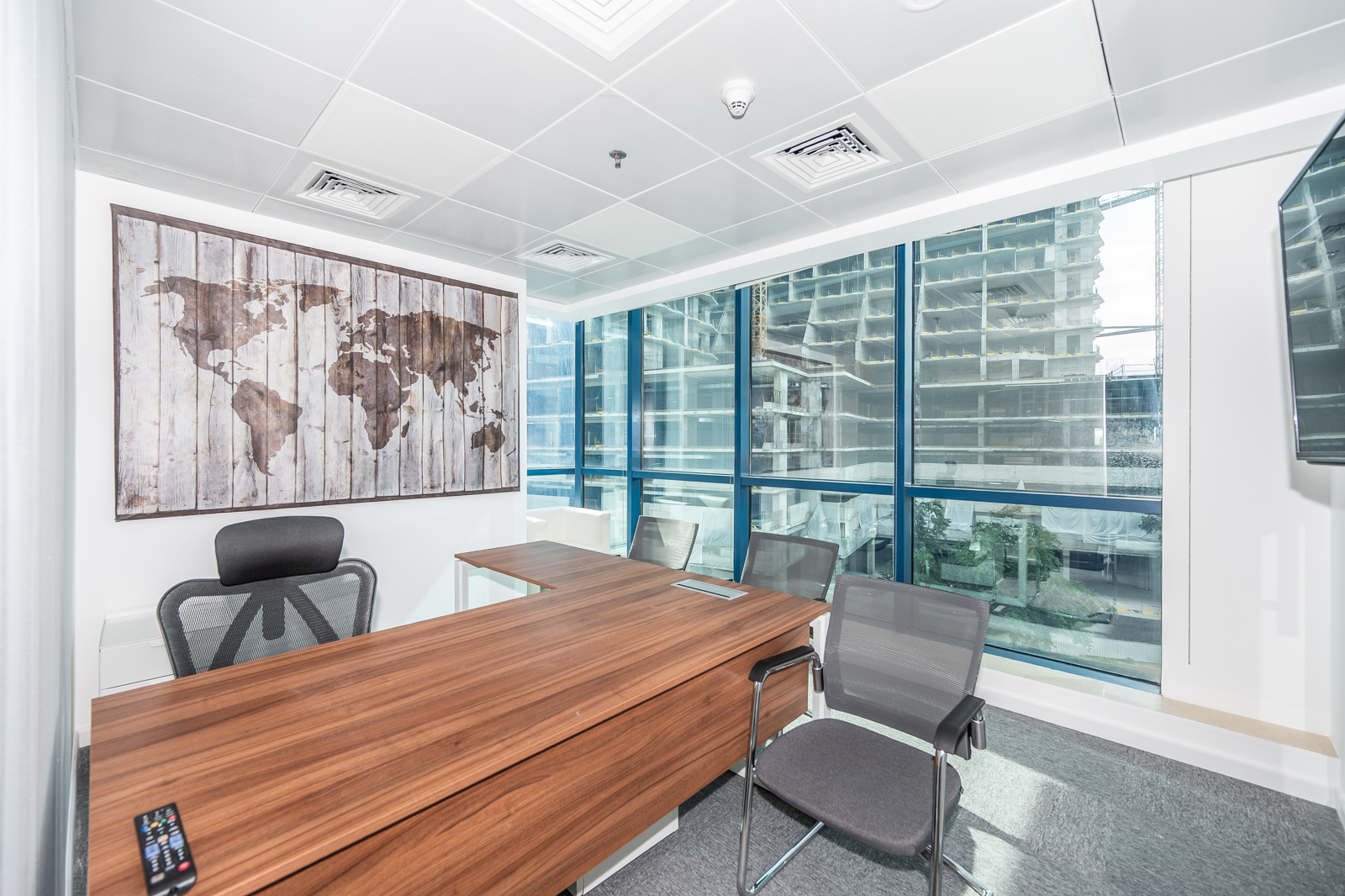 Office for rent in Jumeirah Bay X3 at 399,564 AED per year
