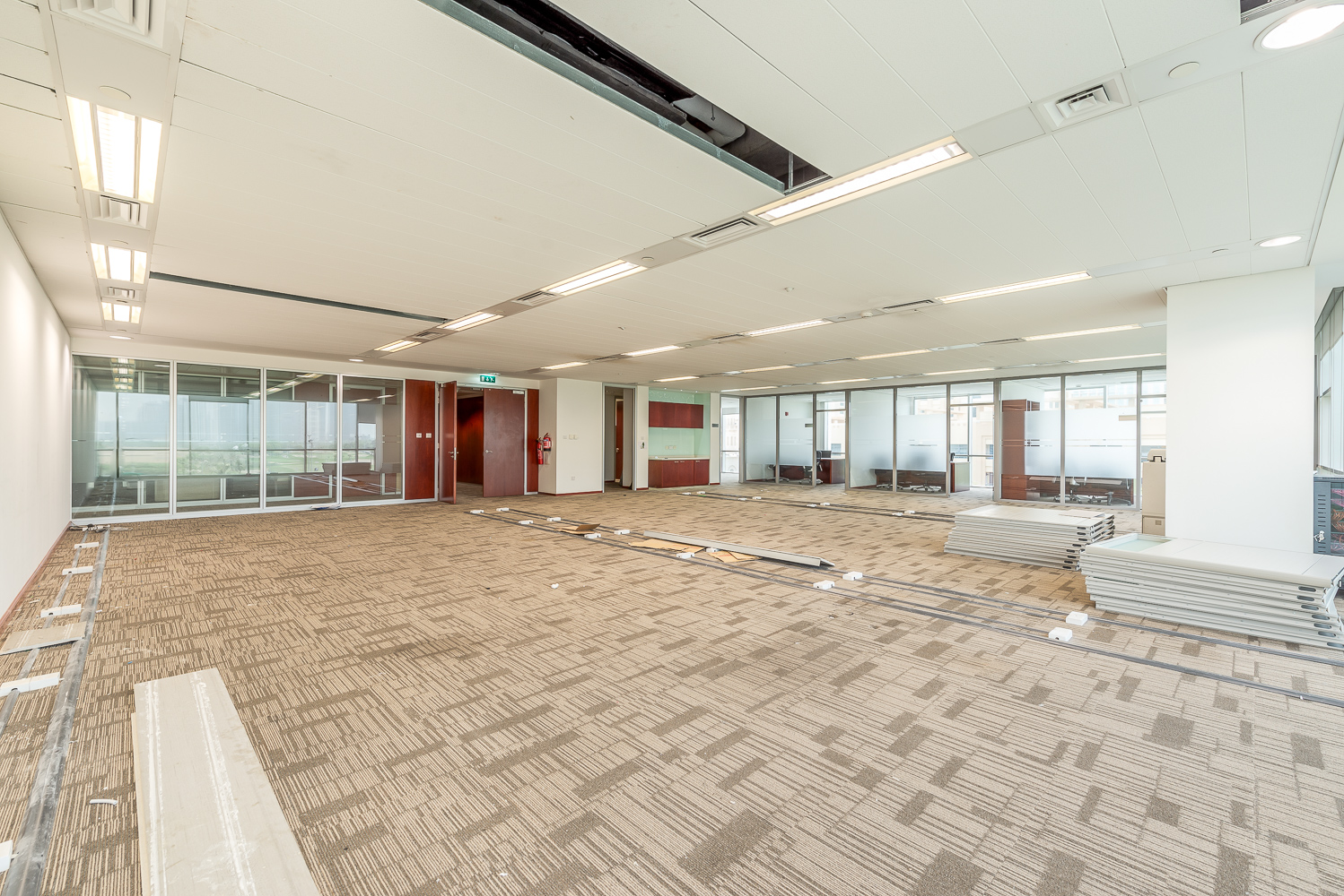 Office for rent in Emaar Business Park Building 1 at 23 AED per year
