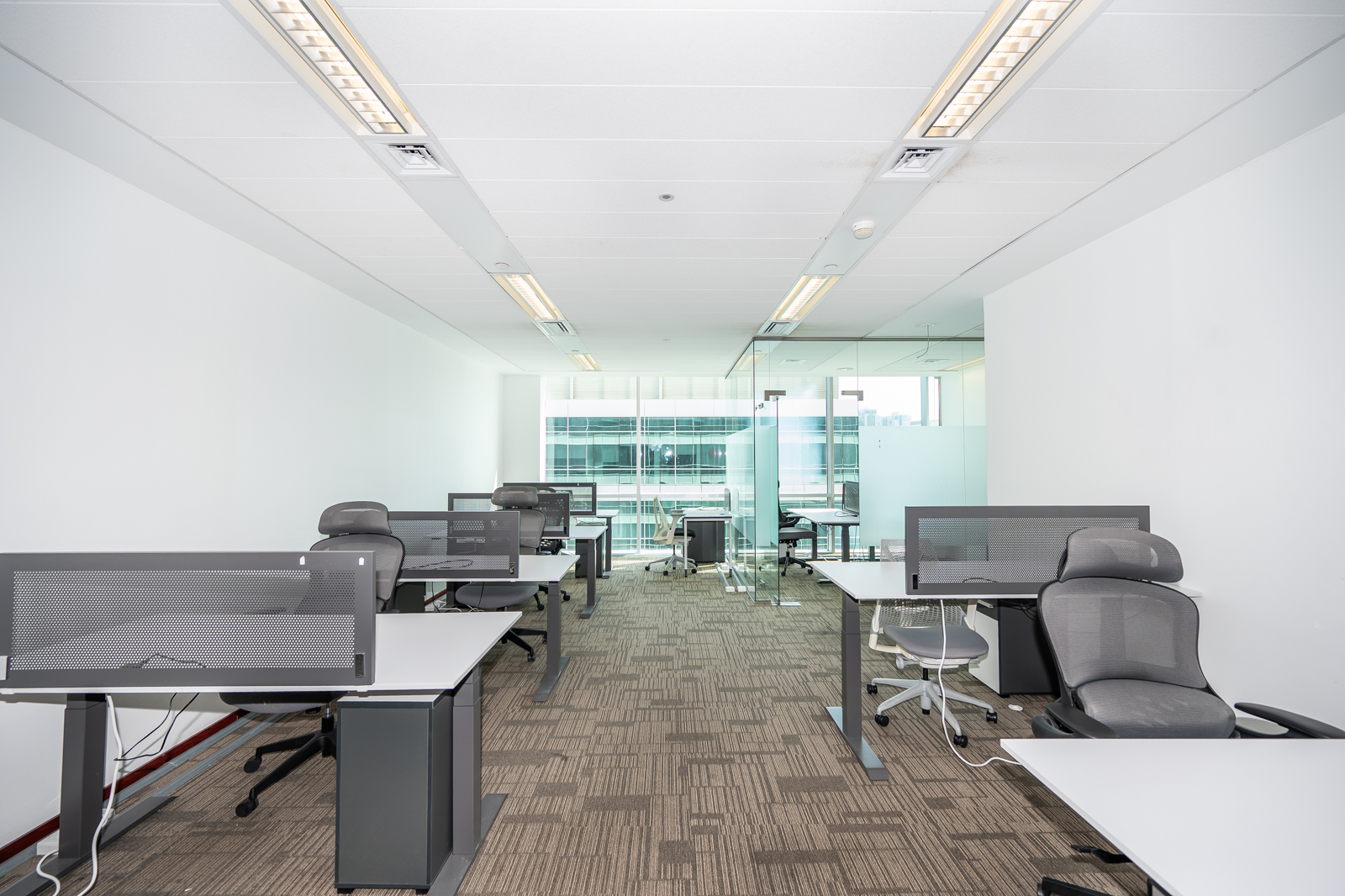 GRADE A BUILDING | FITTED OFFICE | W/ METRO ACCESS