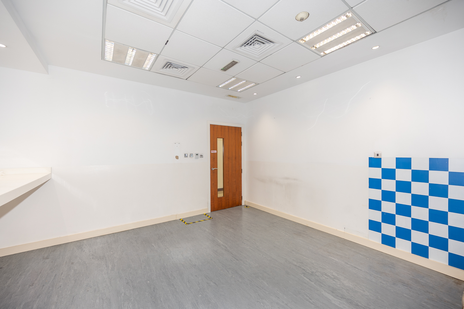 Fitted Office | Vacant | Utilities included