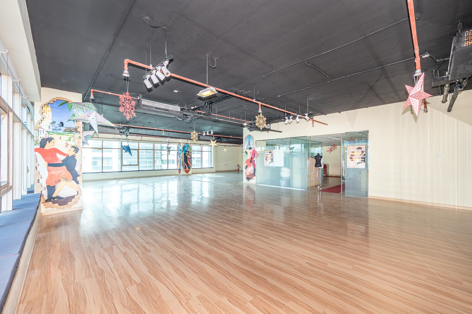 Fitted Office | 20 Parking Bays | High Floor