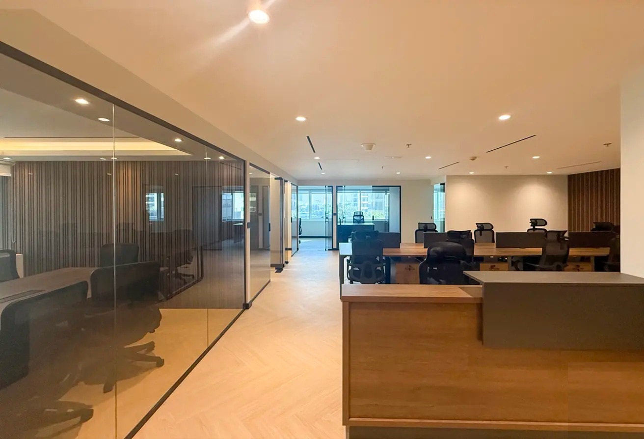 Fully Fitted | Furnished | Near Metro