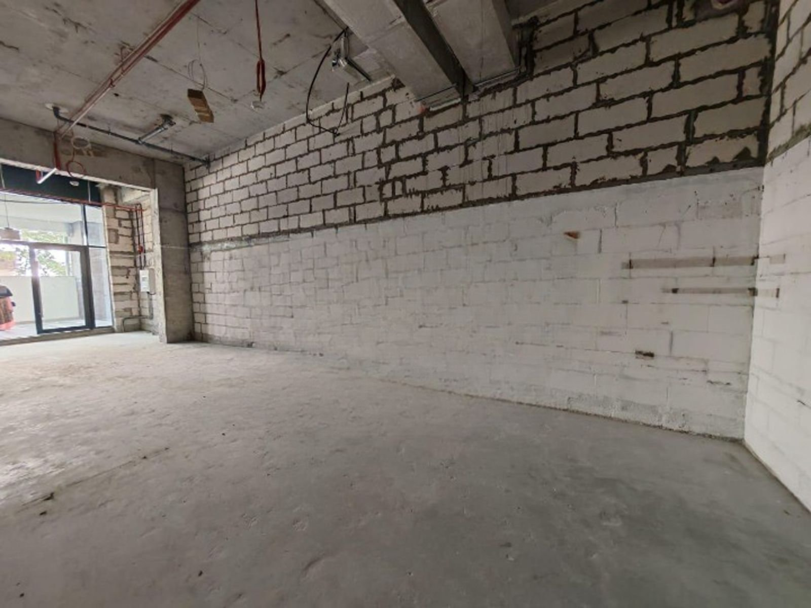 F n B Approved | Retail for Rent | DED License
