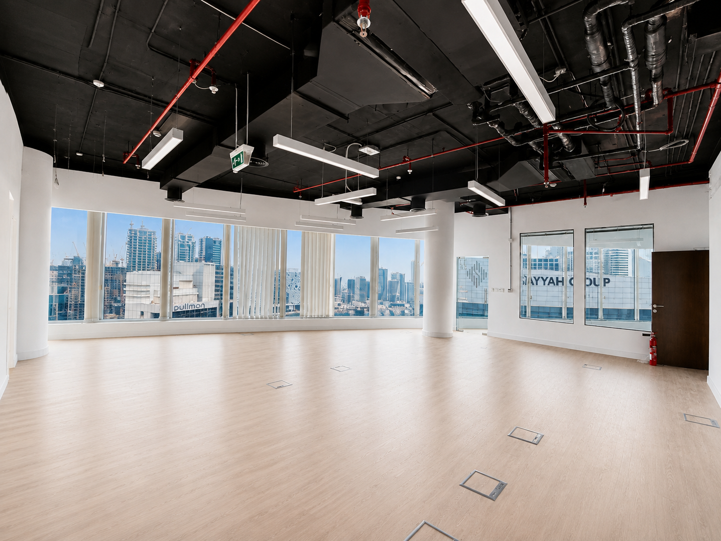 Prime Location | Canal View | 12 Parkings