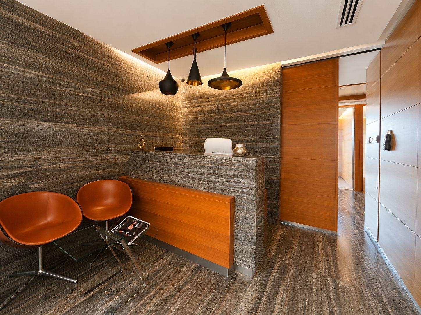 Furnished High-Floor | Skyline Views | 2 Parking