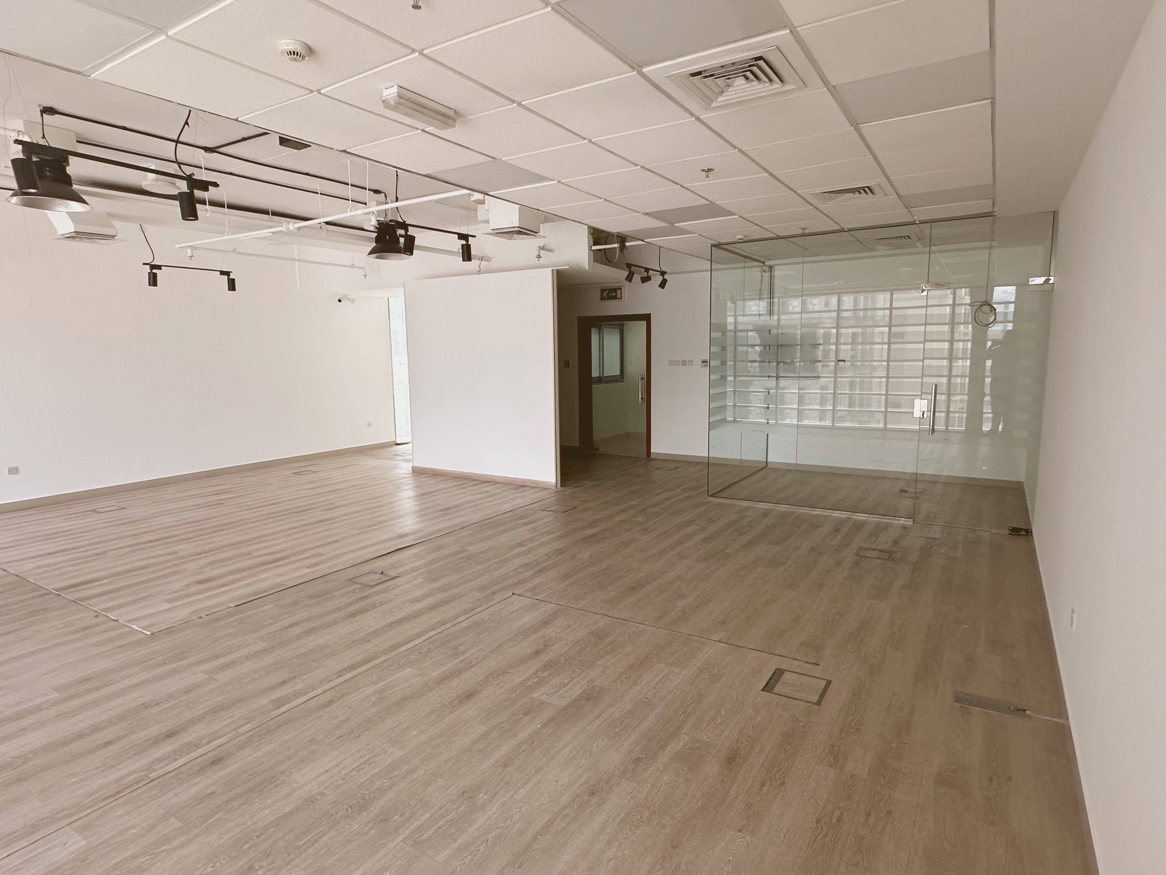 Glass Partitions | Fully Fitted | Near Metro