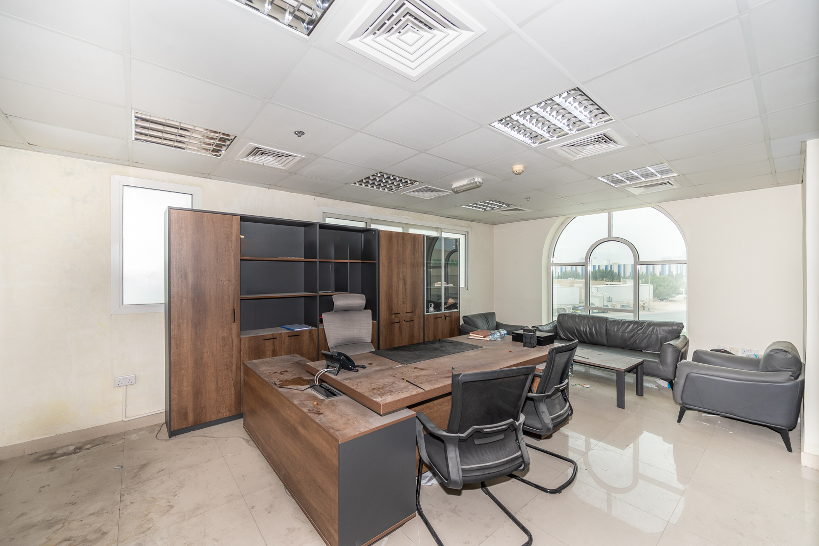 https://storage.engageplatform.ai/crc/properties/images/EP-1627569/od7LM9rY0qgxW1HThhvg9QJA3Upwe1VOVCkBpSBt.jpg