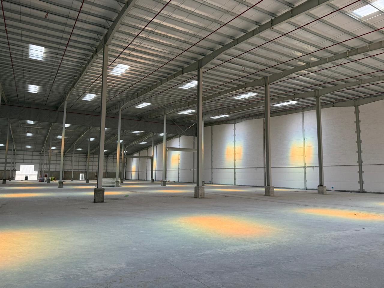 Warehouse for rent in Umm Al Thuoob at 1,656,580 AED per year