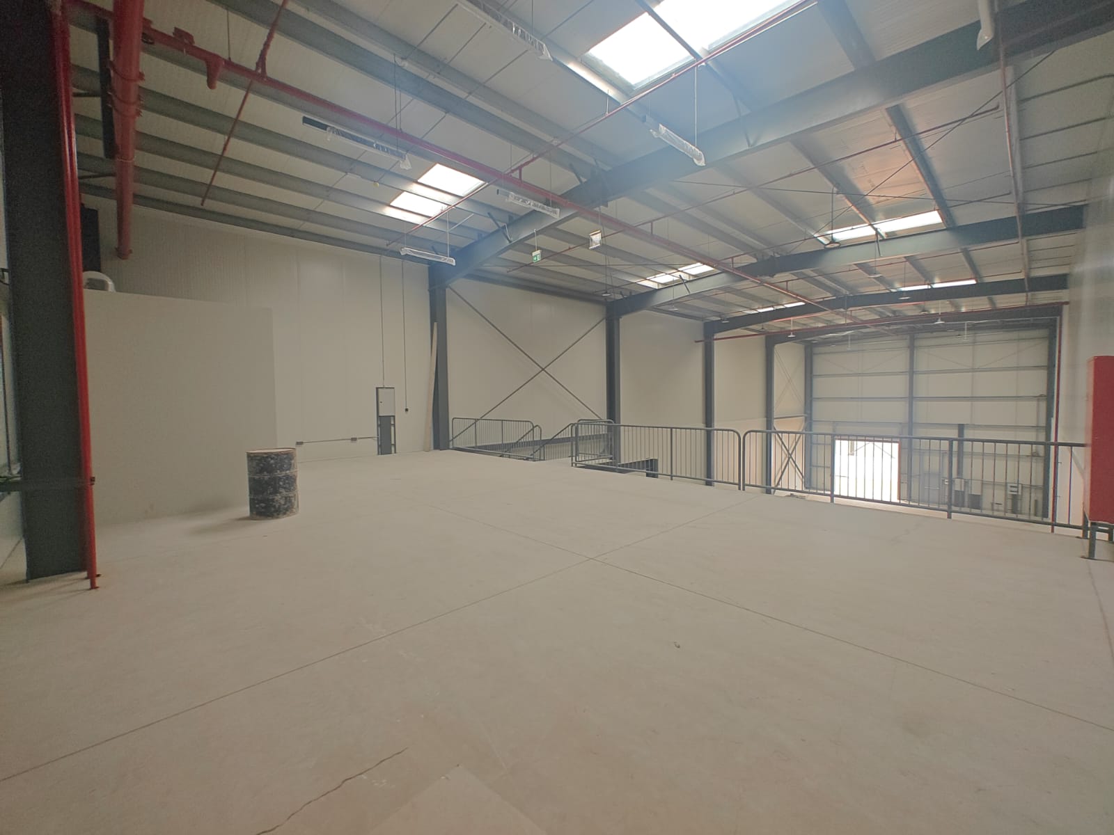 Warehouse for rent in Phase 1 at 1,680,000 AED per year