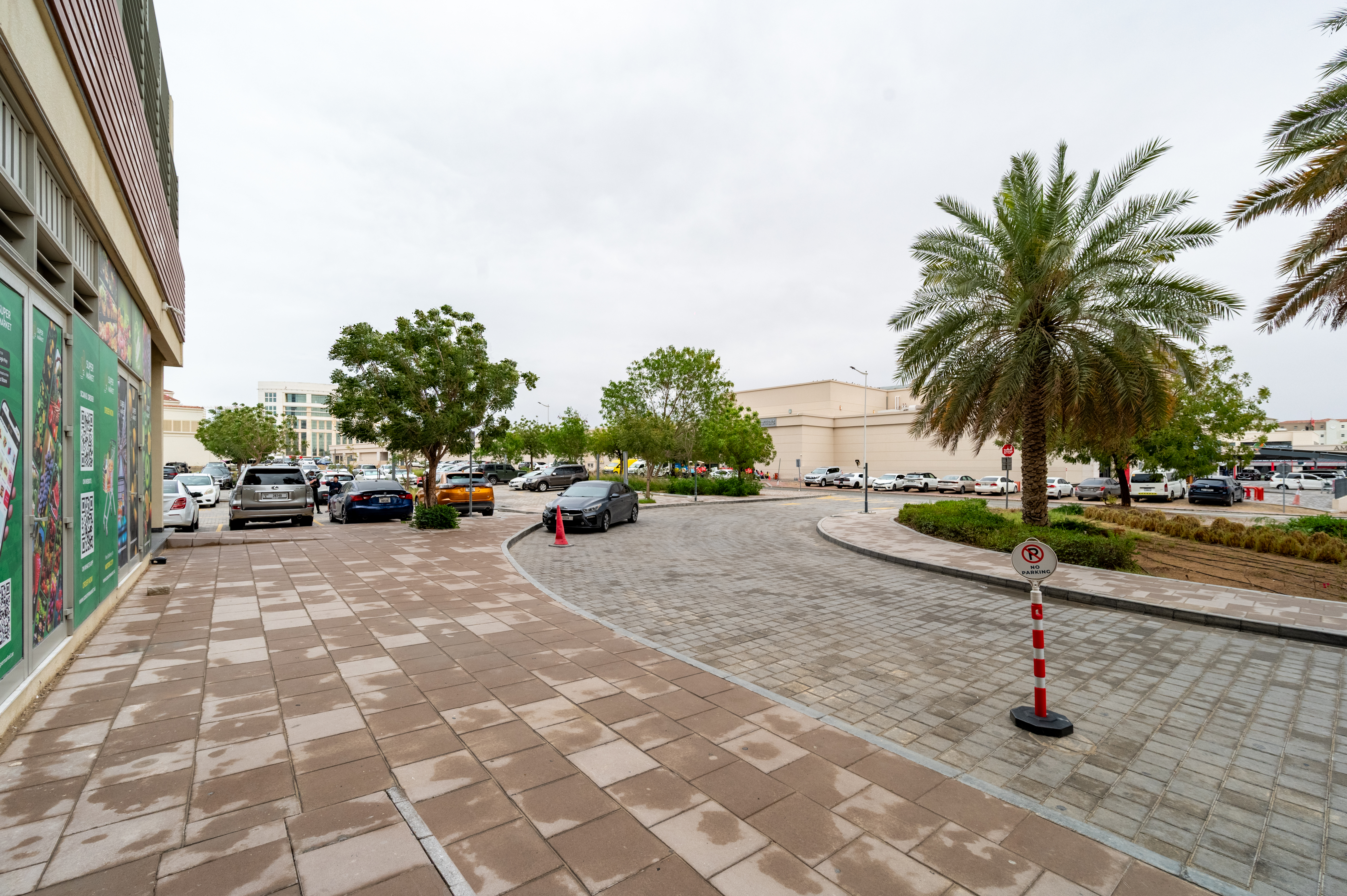 Retail for rent in Rabdan Building at 405,824 AED per year