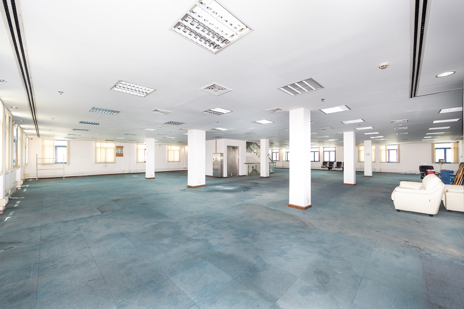 Jebel Ali North | Warehouse cum office | 1,500 KW