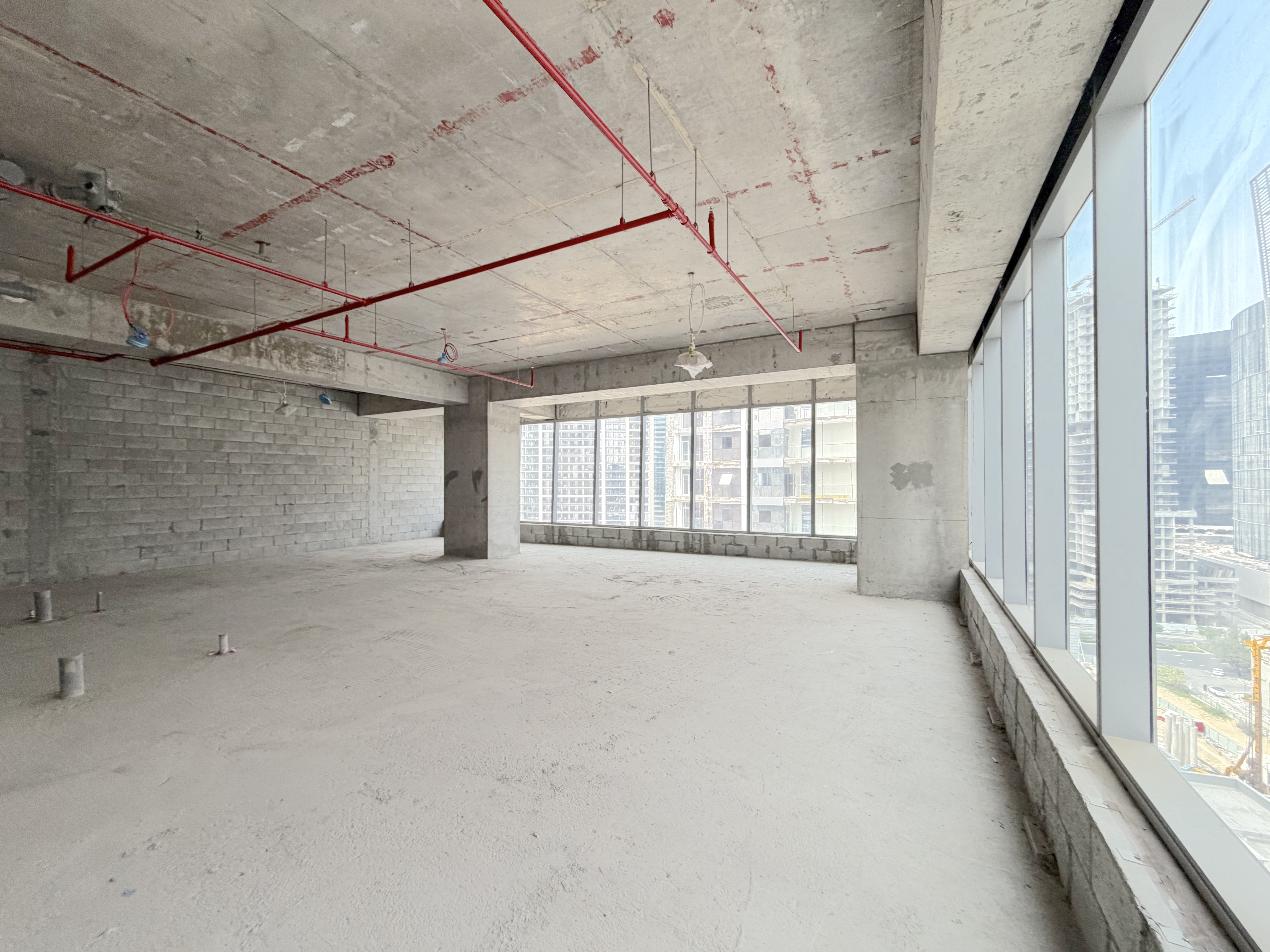 Office for rent in Bayswater at 461,160 AED per year