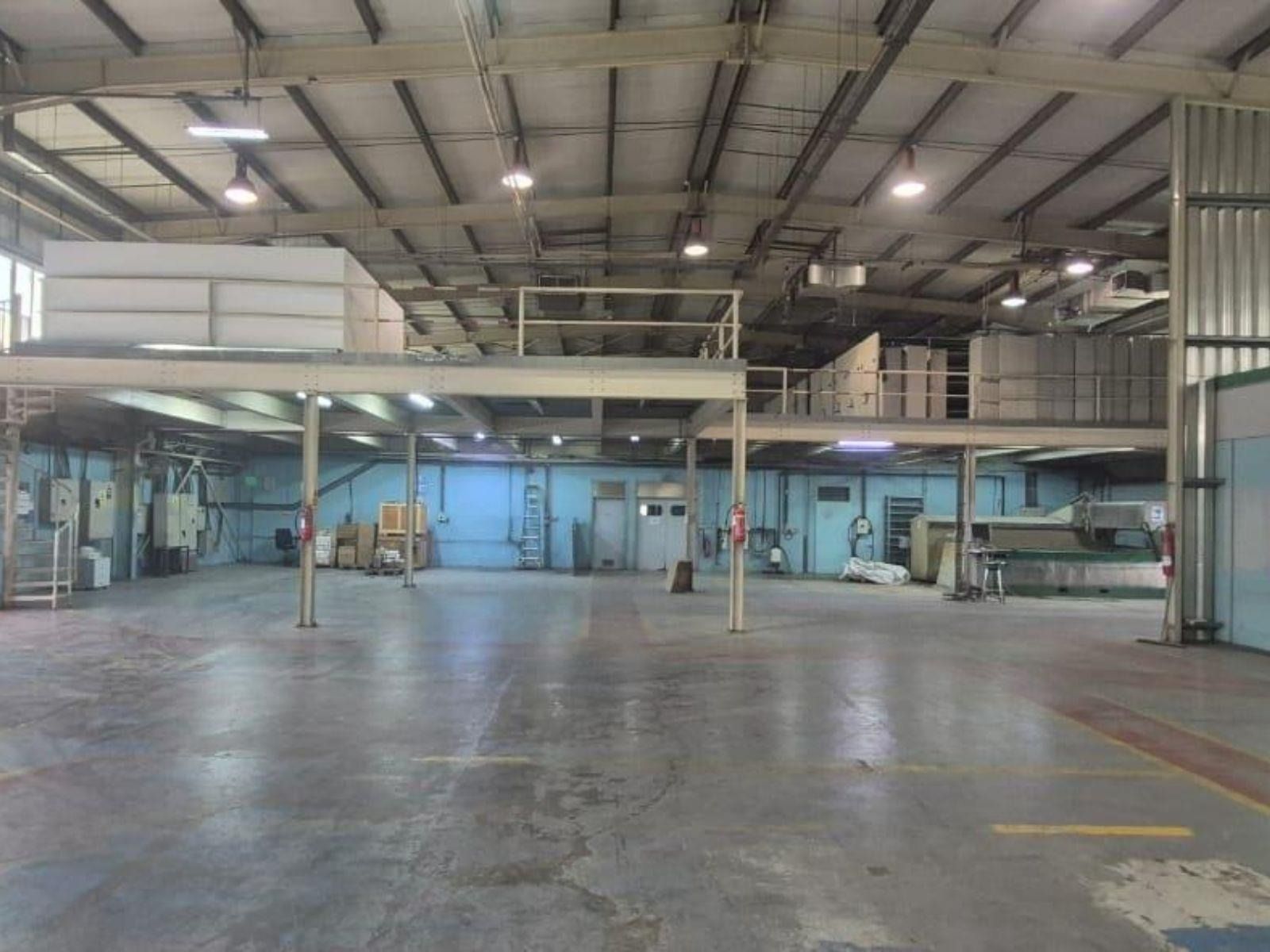 Warehouse for rent in Freezone North at 918,000 AED per year