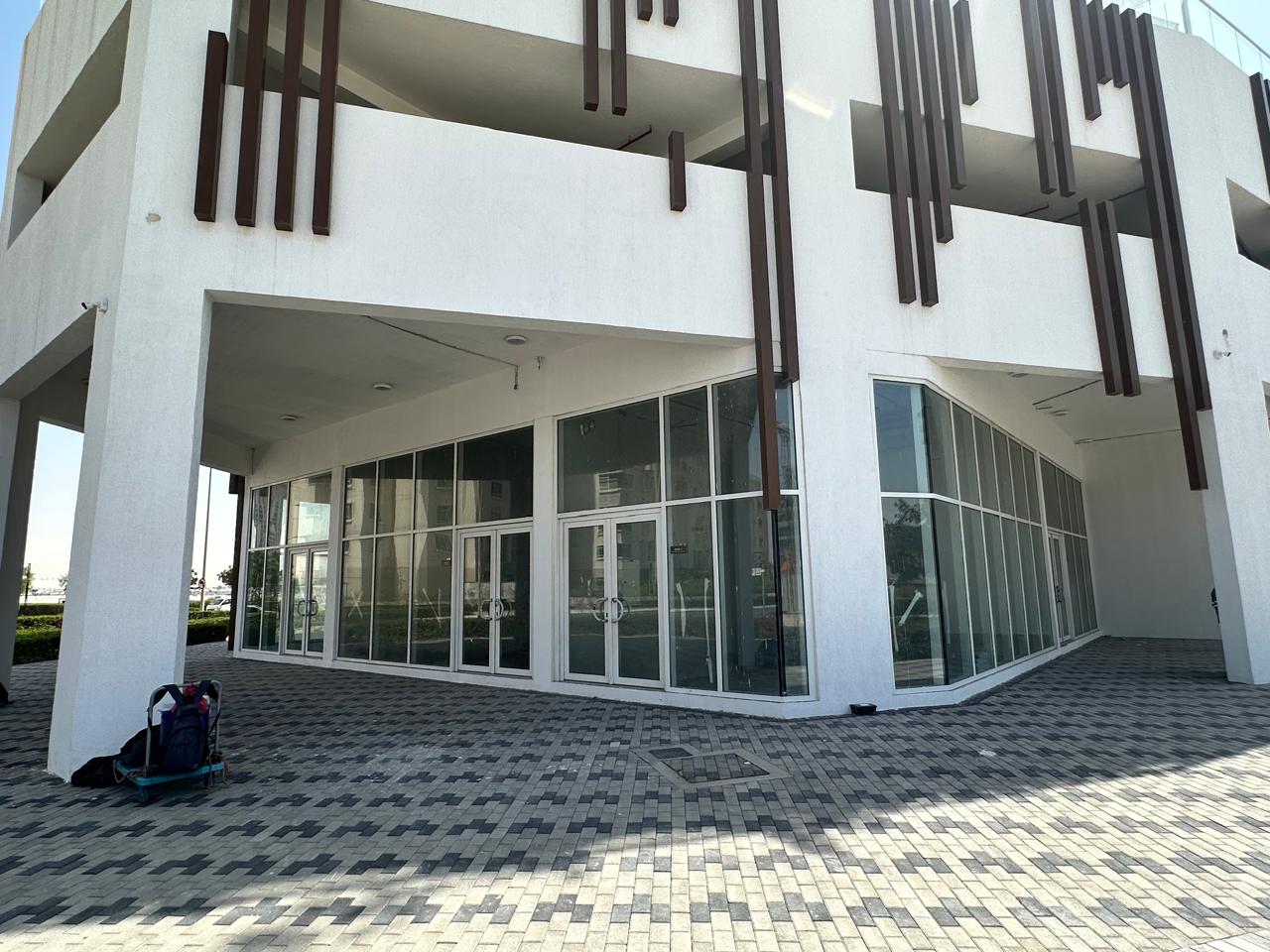 Retail for rent in Deansgate By Ade at 202,200 AED per year