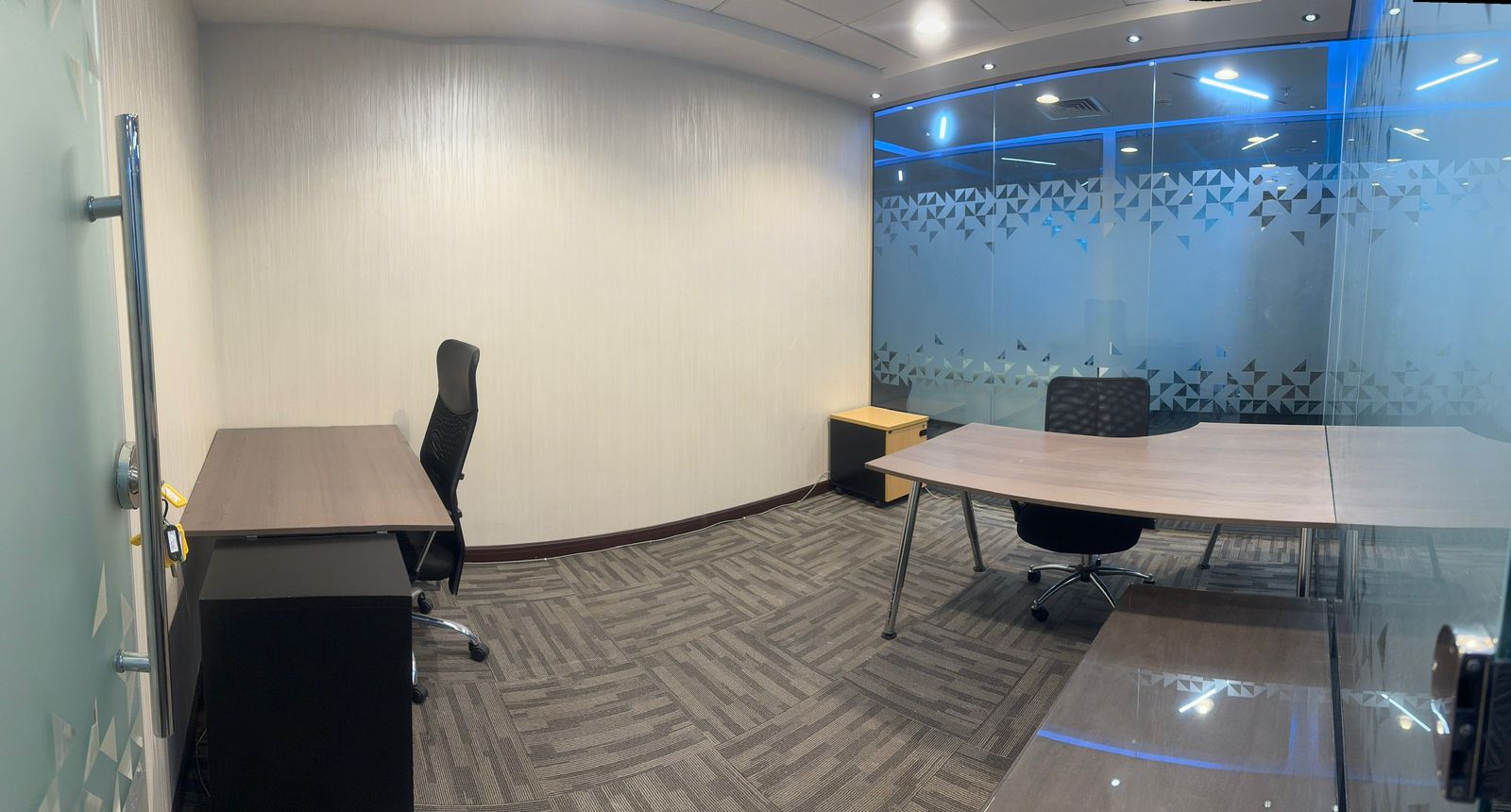 Executive Business Spaces | Modern Amenities