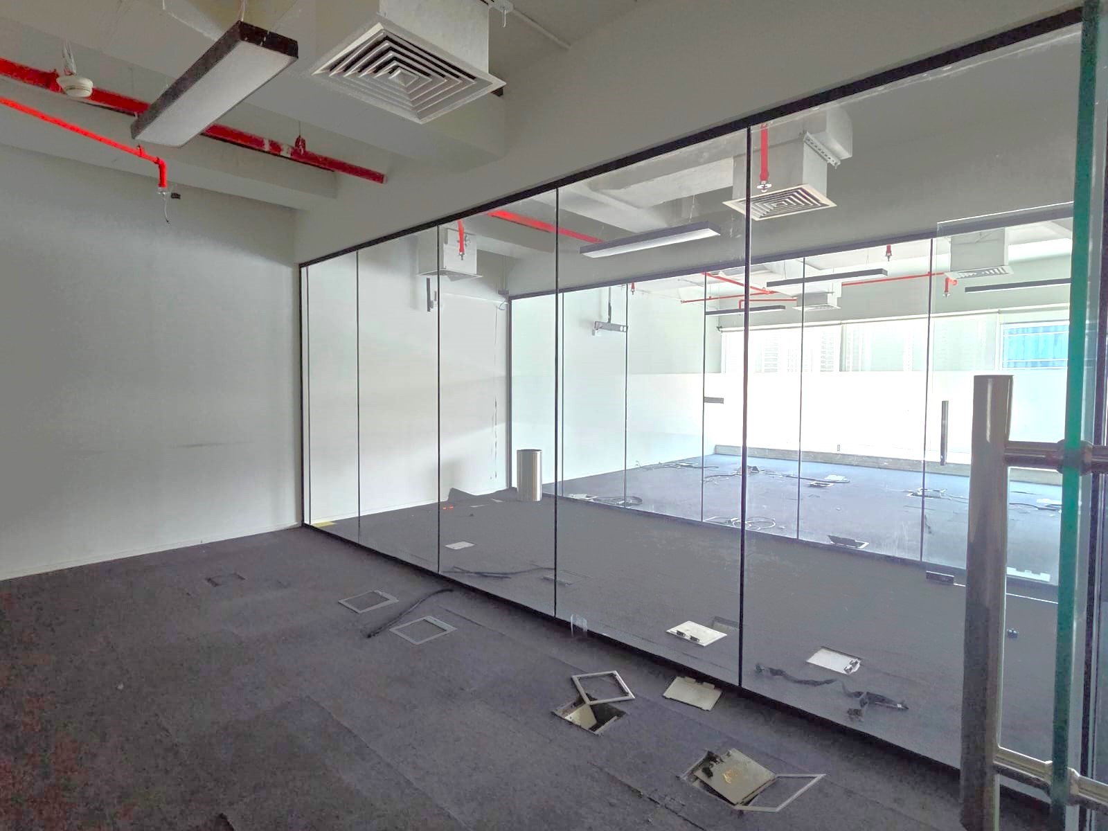 Office for rent in Blue Bay Tower at 15 AED per year