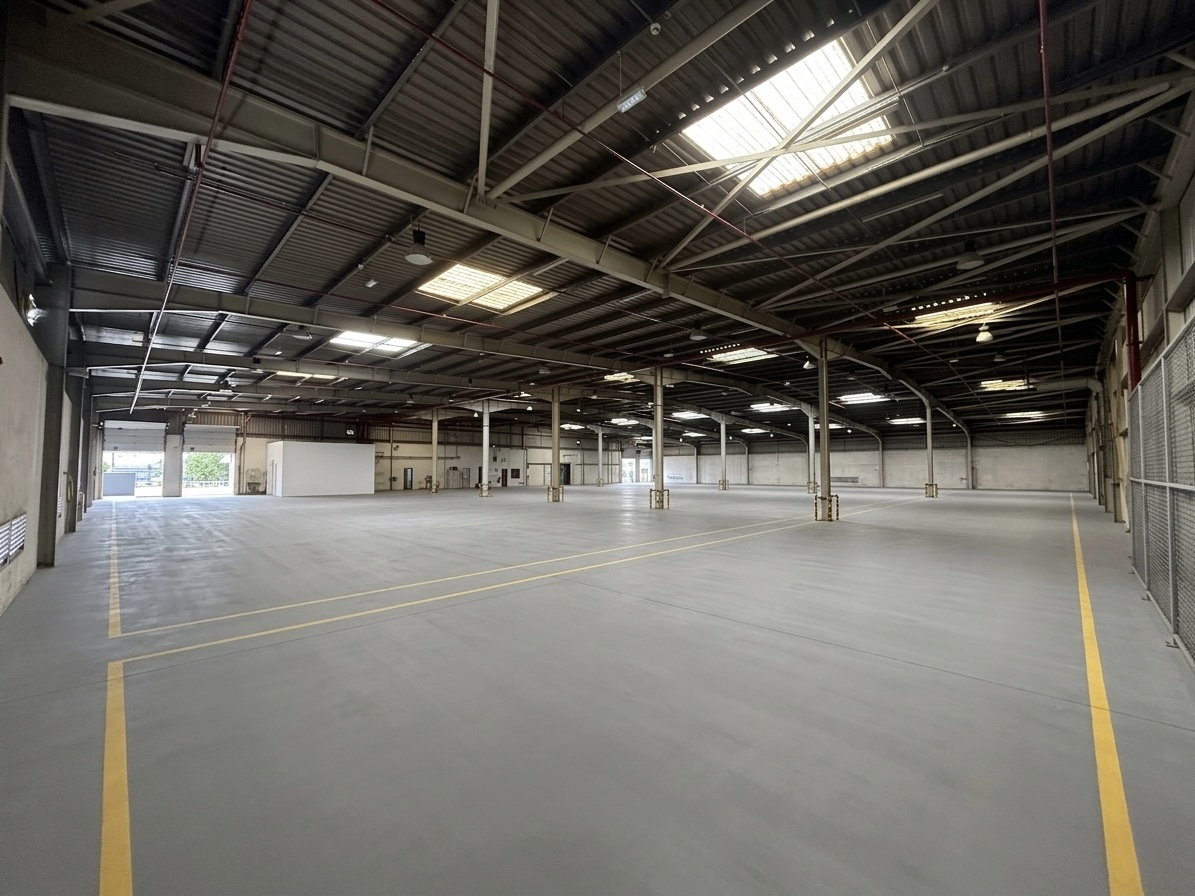Warehouse for rent in Freezone North at 1,500,000 AED per year