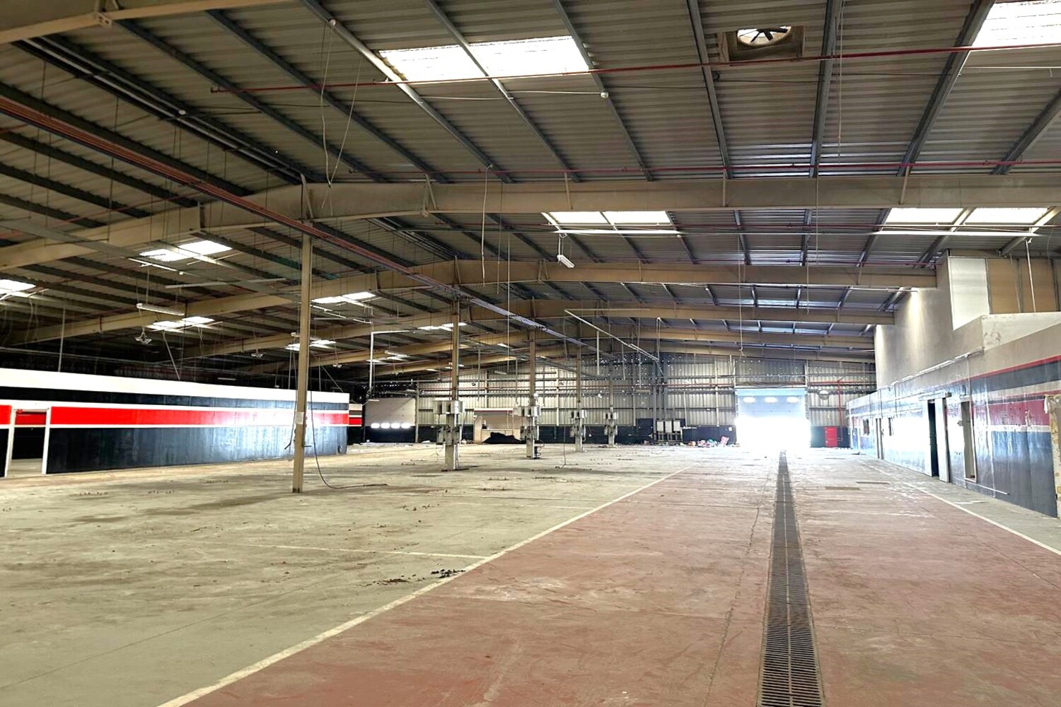 Warehouse for rent in Al Quoz Industrial Area 2 at 3,073,910 AED per year