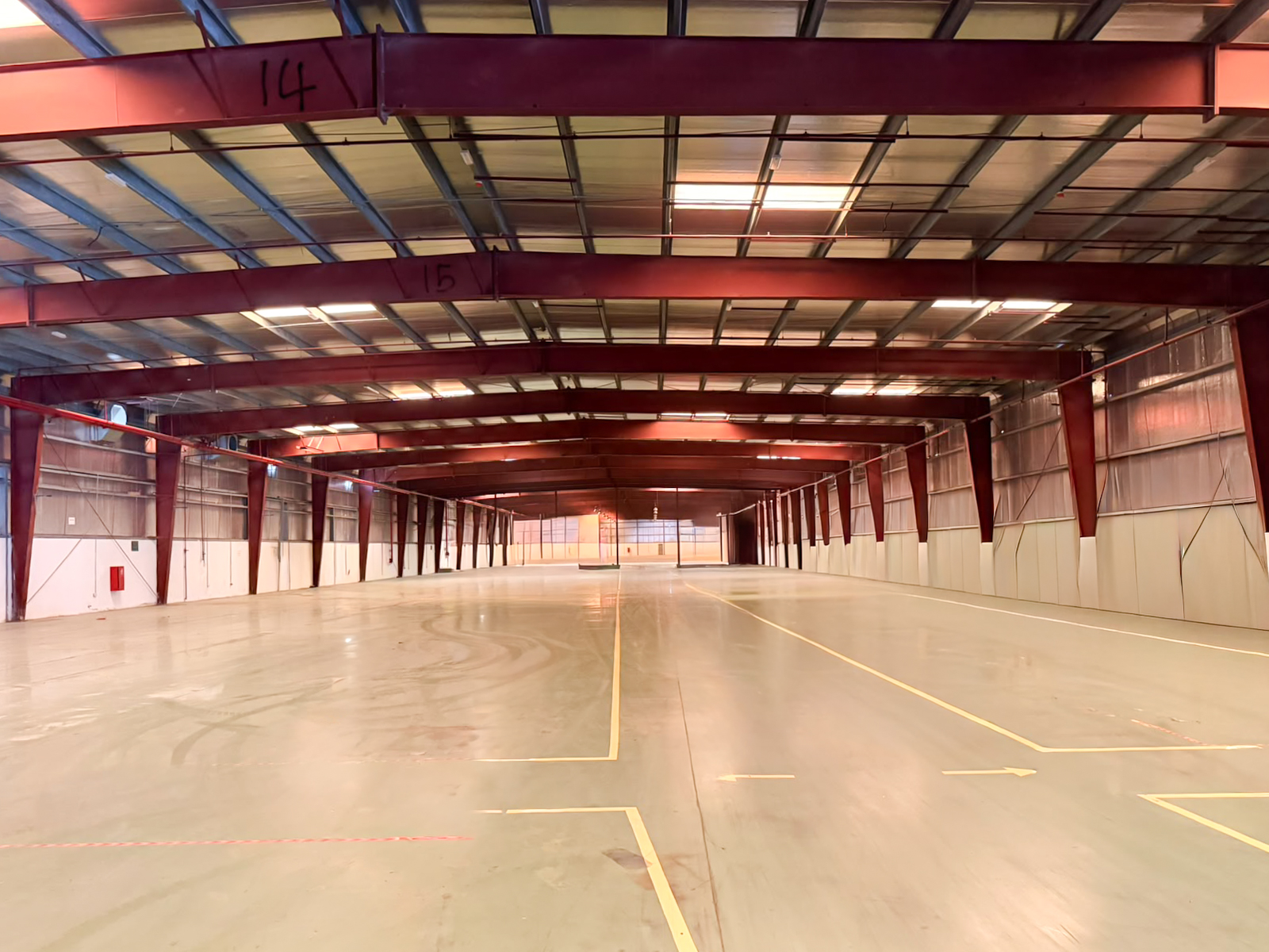 High-Capacity Industrial Warehouse | 3000 kW Power