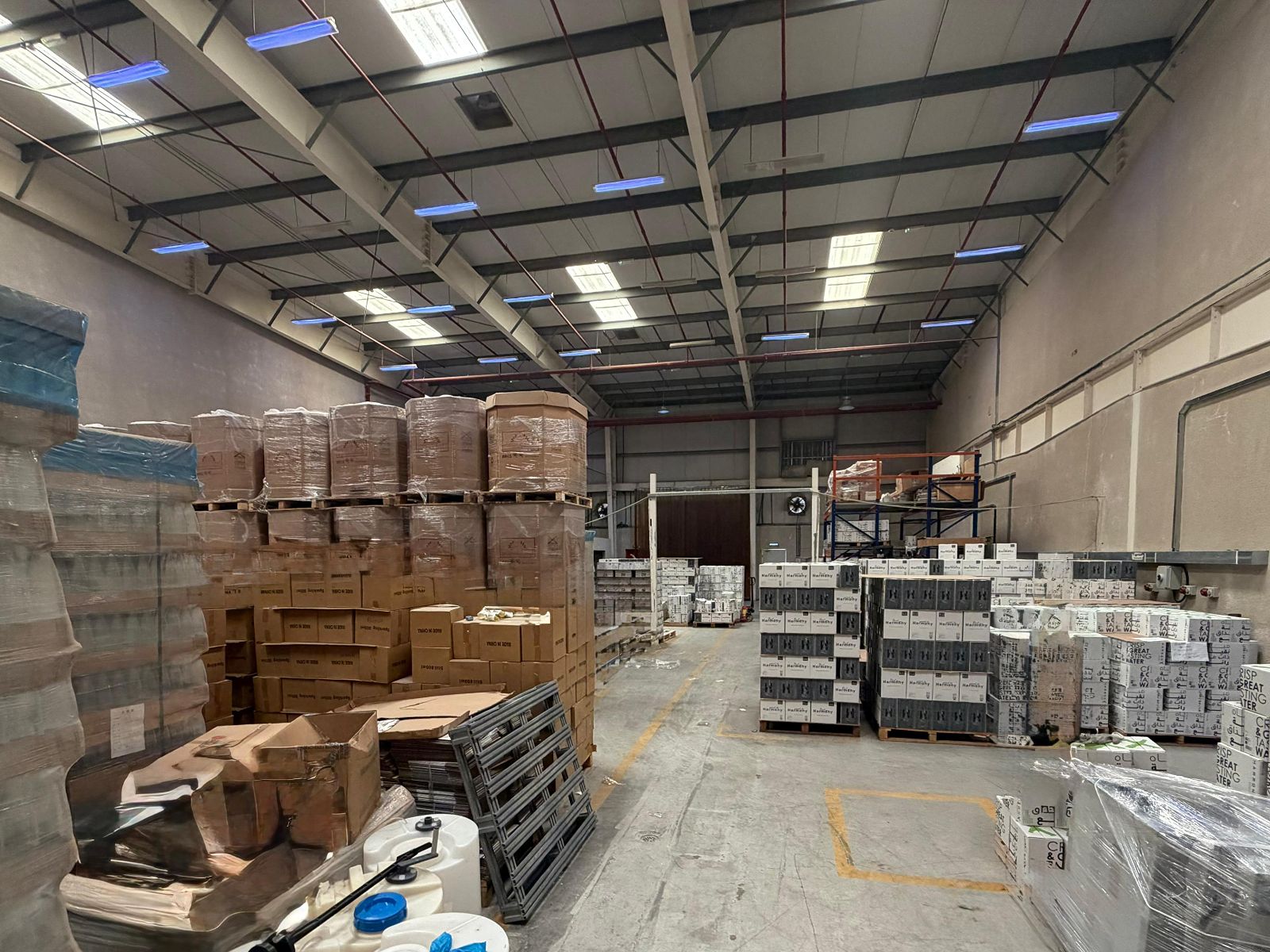 Warehouse for rent in Phase 2 at 456,750 AED per year