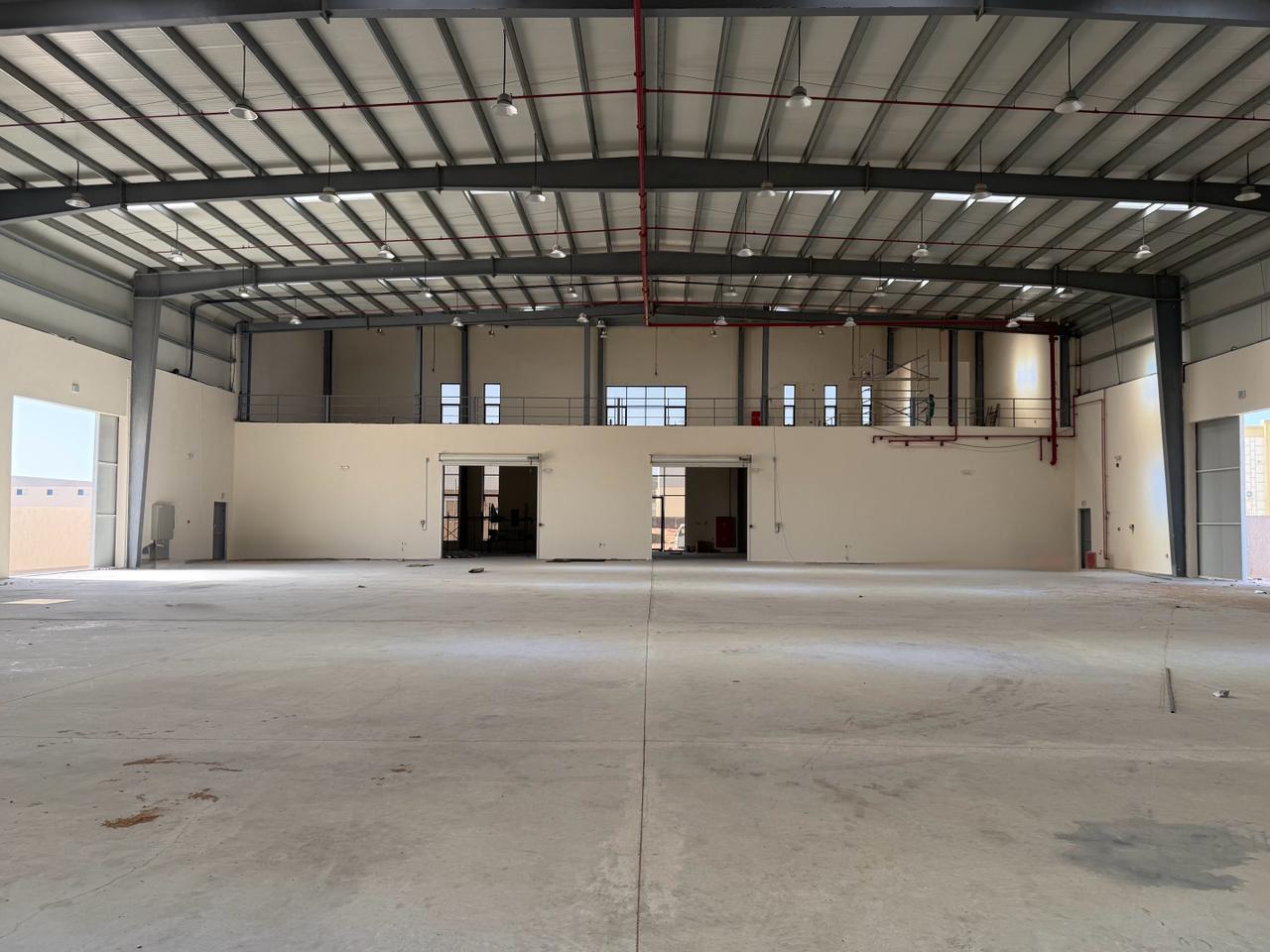 Warehouse for rent in Umm Al Thuoob at 40 AED per year